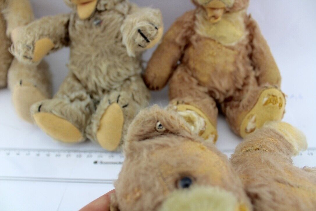 4 Alte Steiff Teddy Bär old Bear Stofftier 22-30 cm Knopf im Ohr Brummstimme - Antikhandel-Stuttgart