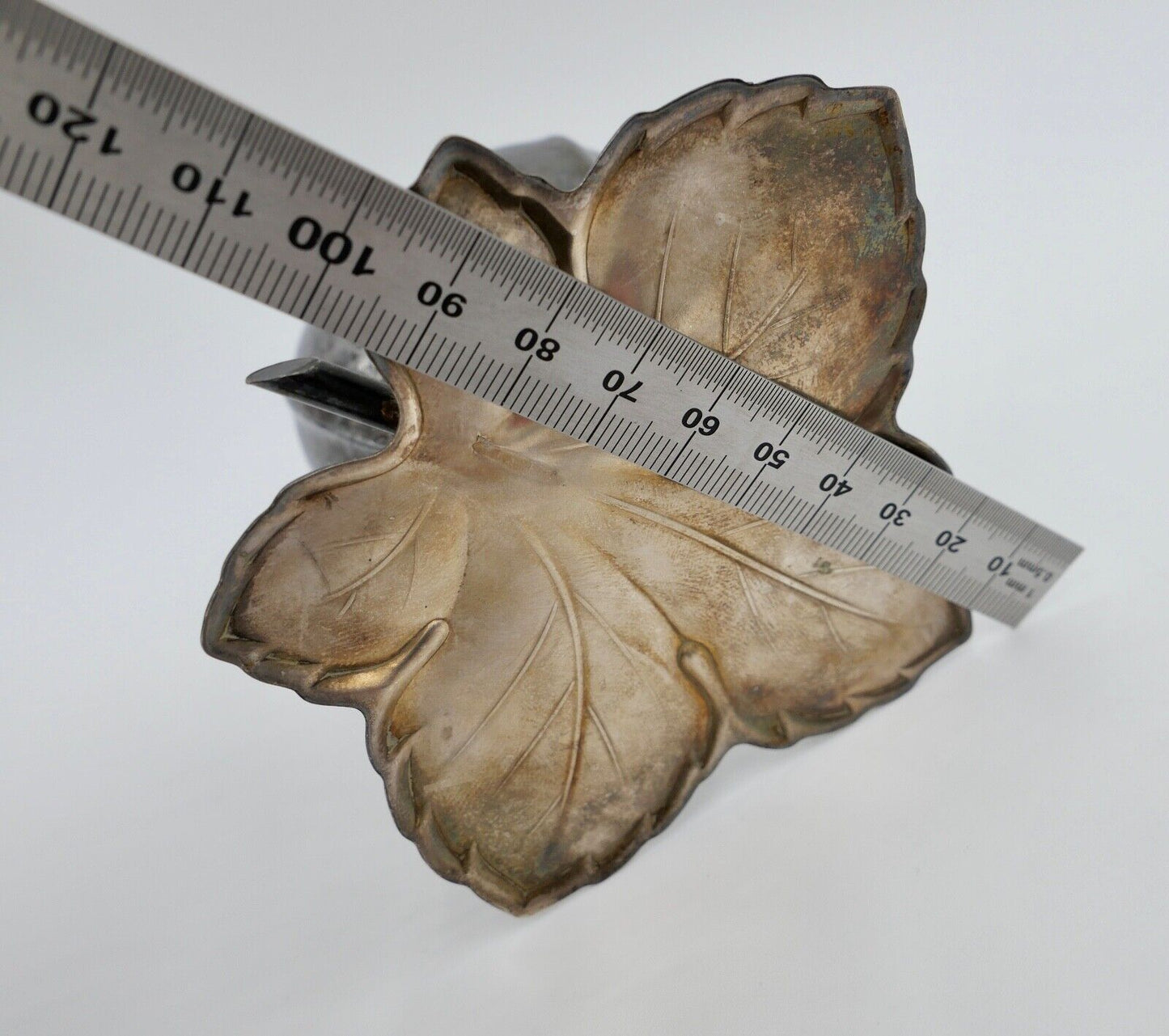 Becher Weinglas mit Glaseinsatz QUIST ESSLINGEN versilbert Weinblatt Dekor - Antikhandel-Stuttgart