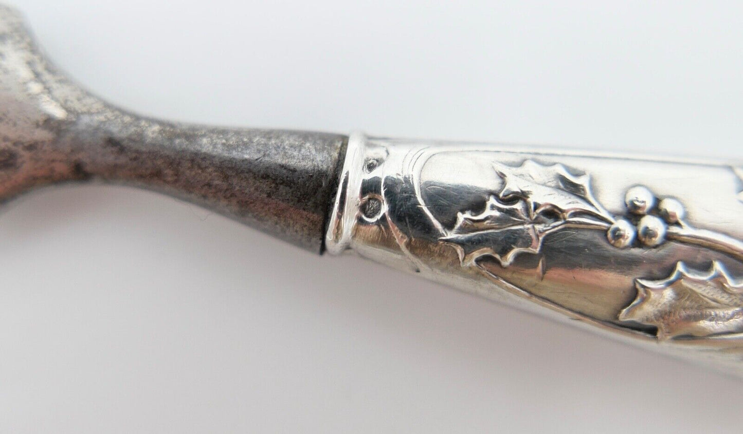 um 1900 Silberner Brieföffner Weinreben Silber 800 - Antikhandel-Stuttgart