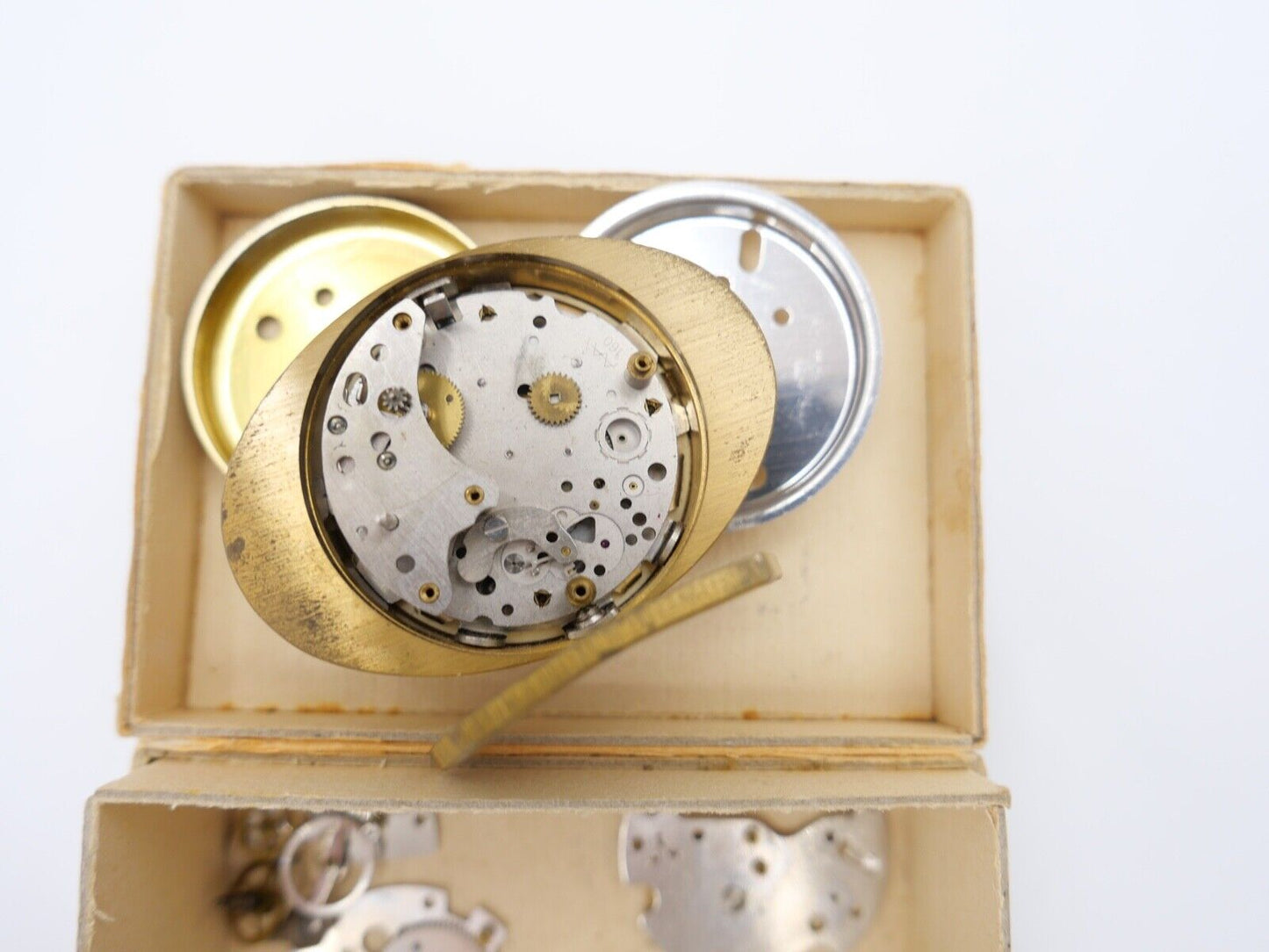 Diverse Ersatzteile Zubehör für WECKER Uhrwerk Uhrmacher Uhr alt - Antikhandel-Stuttgart