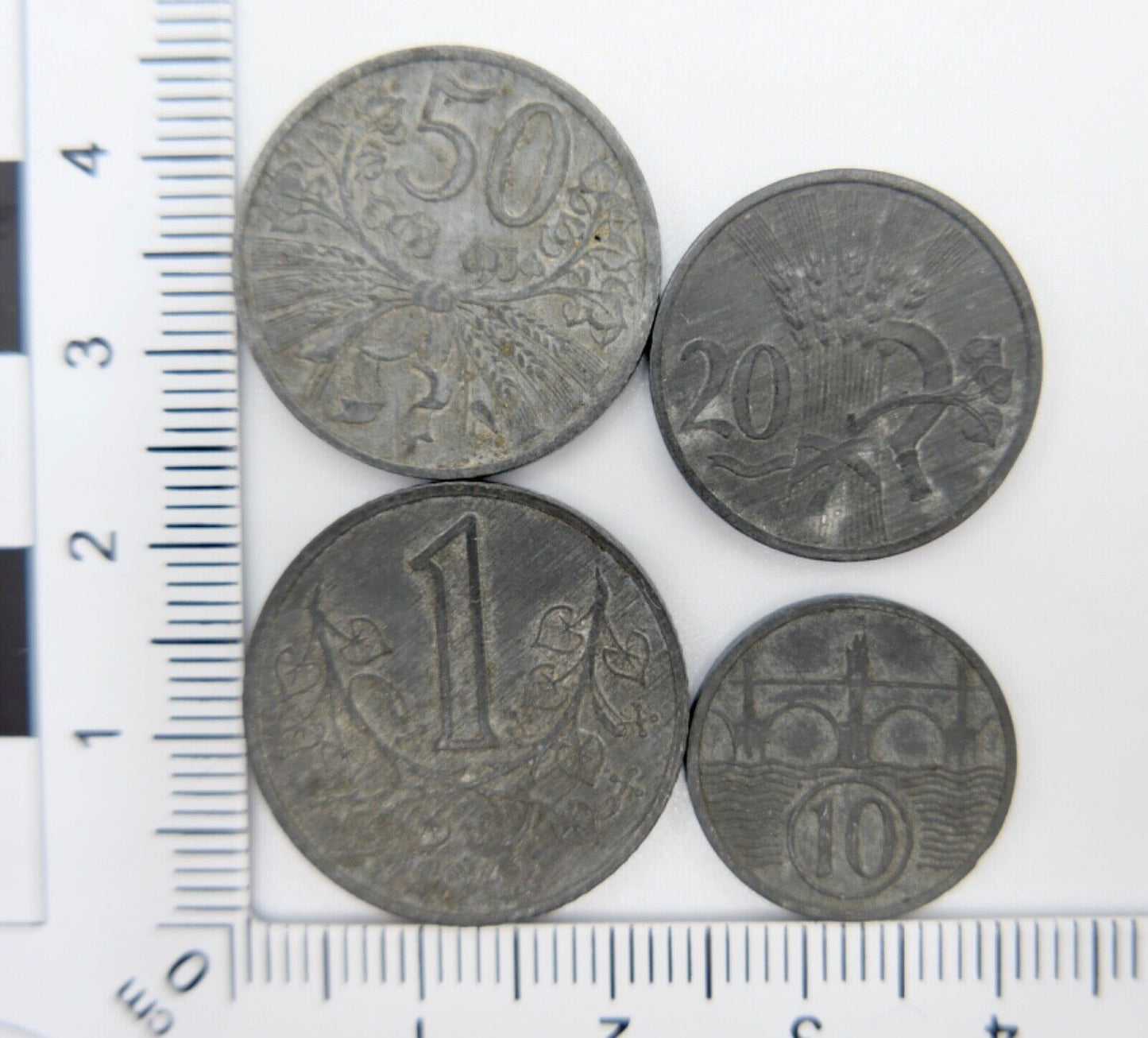 4 Münzen Protektorat Böhmen und Mähren HELLER / KRONE 1942 1943 1944 - Antikhandel-Stuttgart