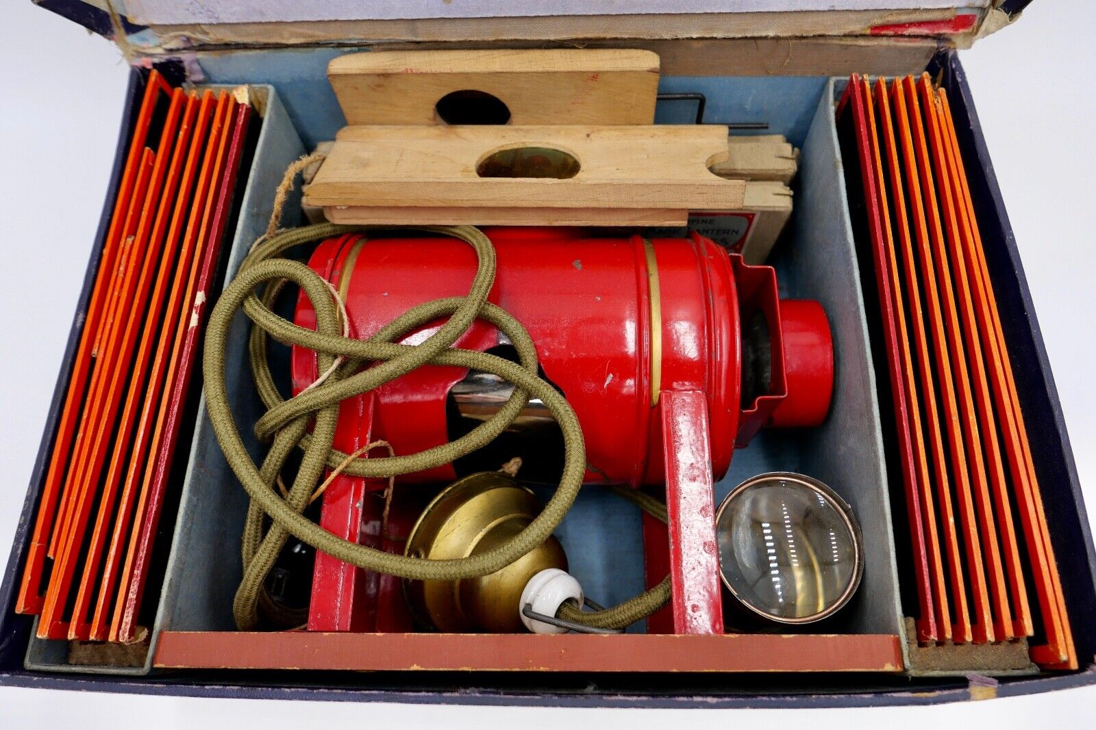 Laterna Magica GBN Gebrüder BING Nürnberg Karton 37 Glasbilder OVP 1910 Zubehör - Antikhandel-Stuttgart