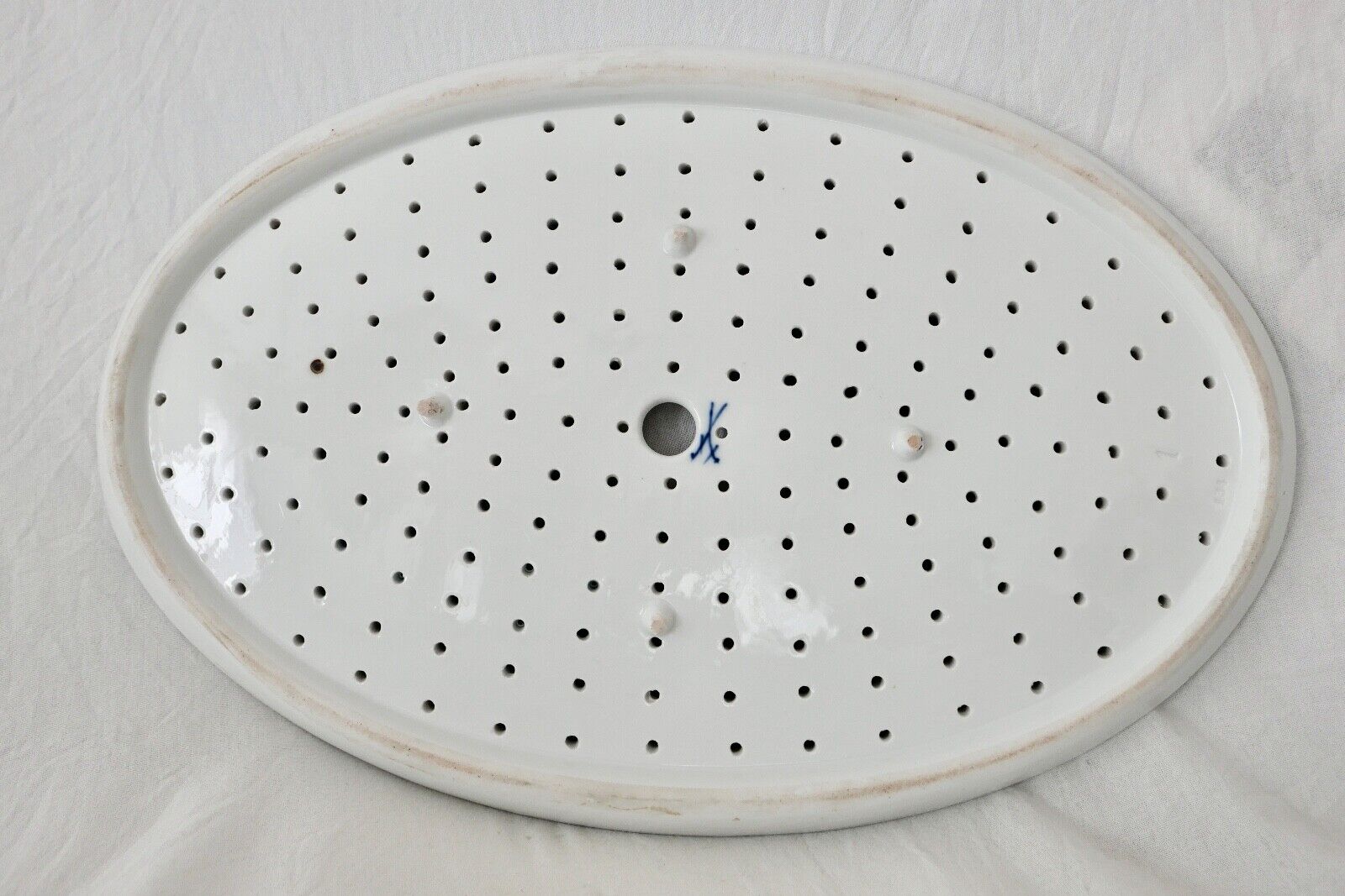 Seltene Meissen Loch Platte Tablett Weiß mit Goldrand 42x27 cm Knaufzeit 1. Wahl - Antikhandel-Stuttgart