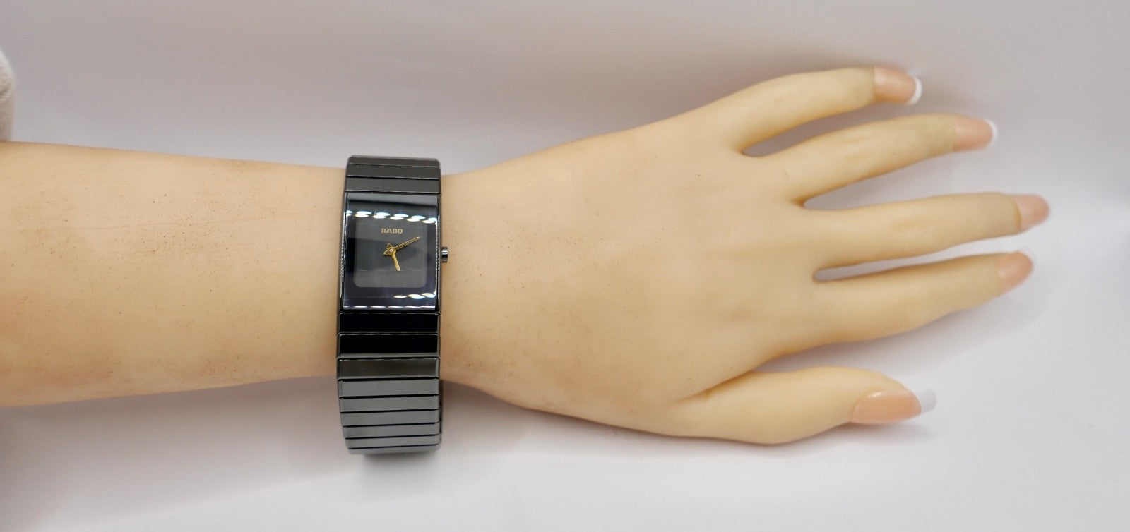 90er Jahre RADO DIASTAR Damenuhr Quarz High-Tech Ceramic 153.0349.3 NEUwertig