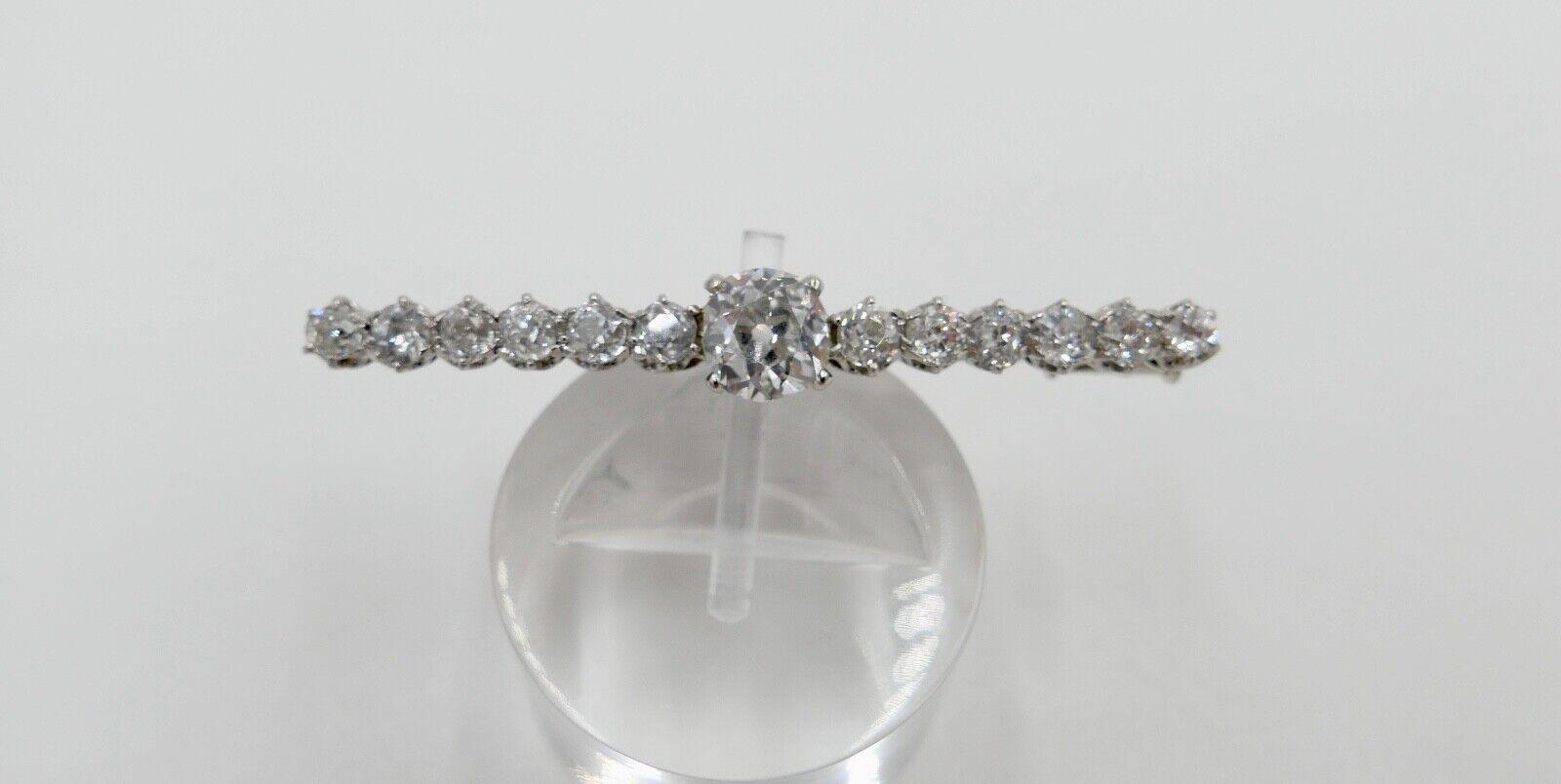 750 18K Weißgold Stabbrosche Brosche mit 13 Diamanten 44 mm Altschliff 2,17 Ctw - Antikhandel-Stuttgart