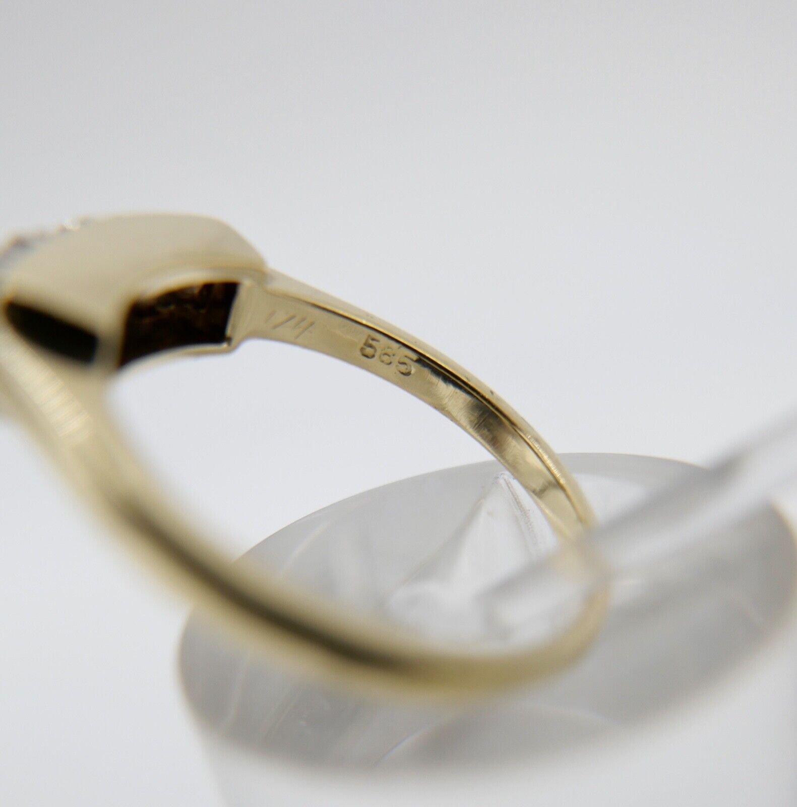 80er Jahre Damen Ring 5 Steine Brillanten 0,265 Ct VVS E Gold 585 14K Gr. 58 - Antikhandel-Stuttgart