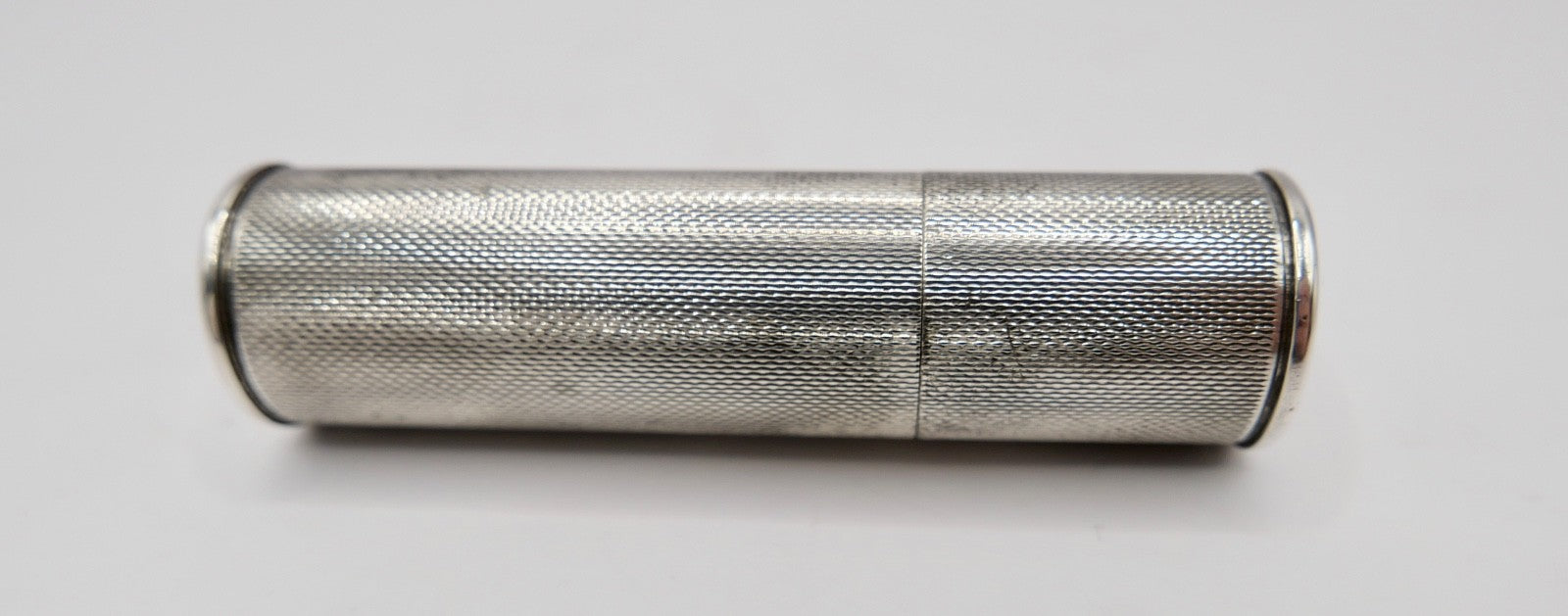 Altes Benzin Feuerzeug 935 Silber