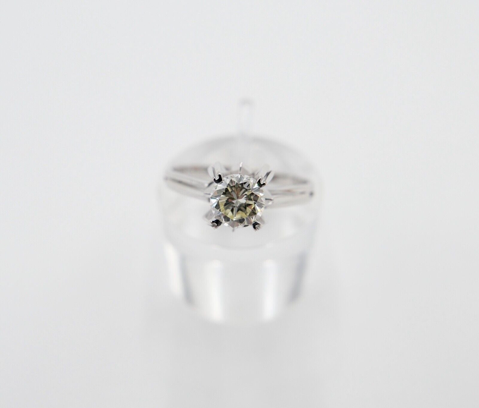 Alter Solitär Weißgold Ring 585 14K mit Brillant 0,61 Ct Gr.56 VVS - Antikhandel-Stuttgart