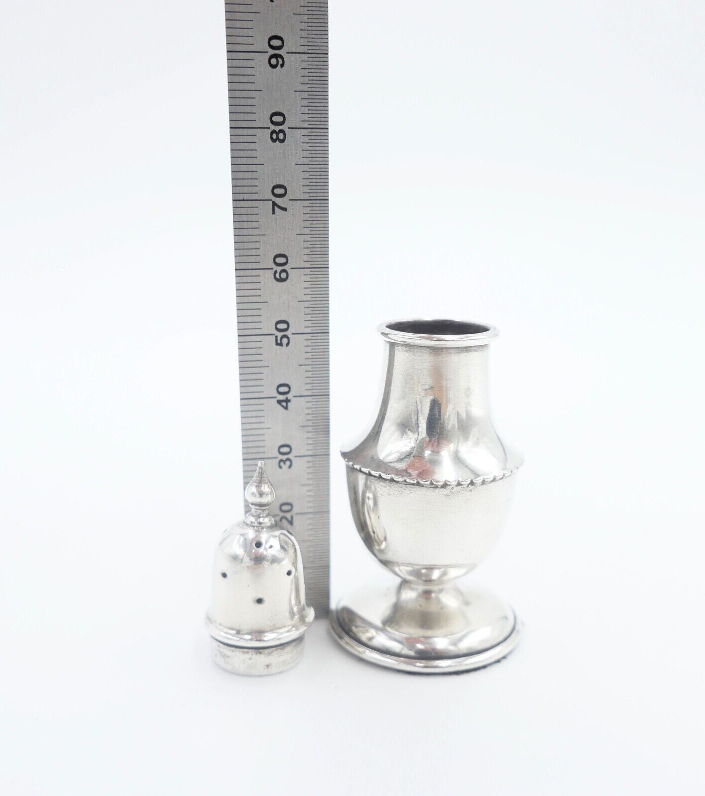 Alexander Clark A.C. Salzstreuer 925 Silber Pickelhelm Sheffield England - Antikhandel-Stuttgart