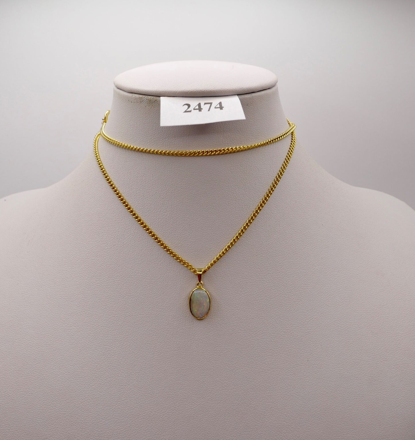 kleiner Anhänger 750 / 18K Gold Gelbgold mit Opal