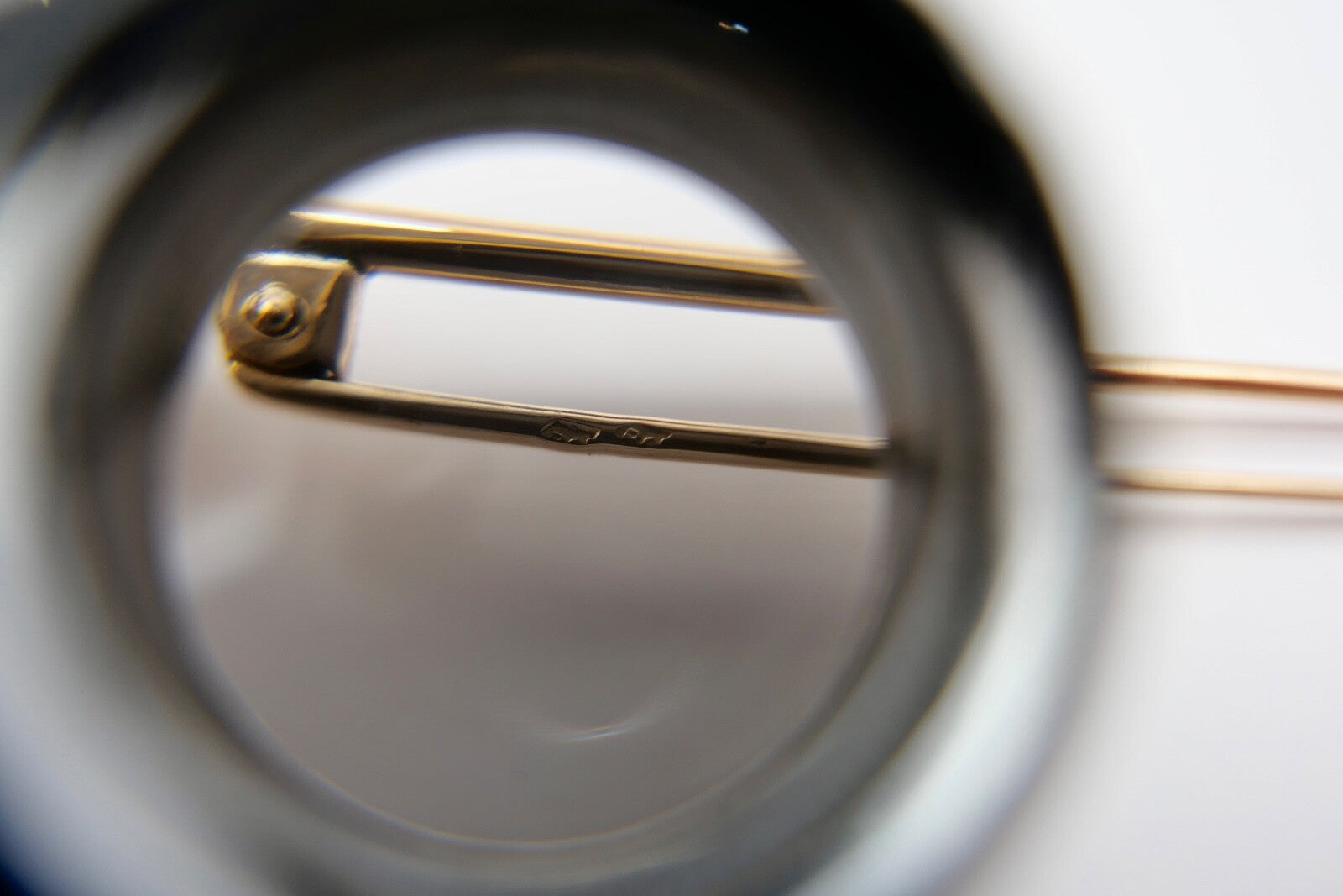 seltene große antike Rotgold Anstecknadel mit Koralle 585 Österreich