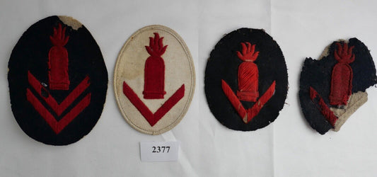 Posten 4x Ärmelabzeichen Kriegsmarine Sonderausbildung WK2 WW2 Geschützführer - Antikhandel-Stuttgart