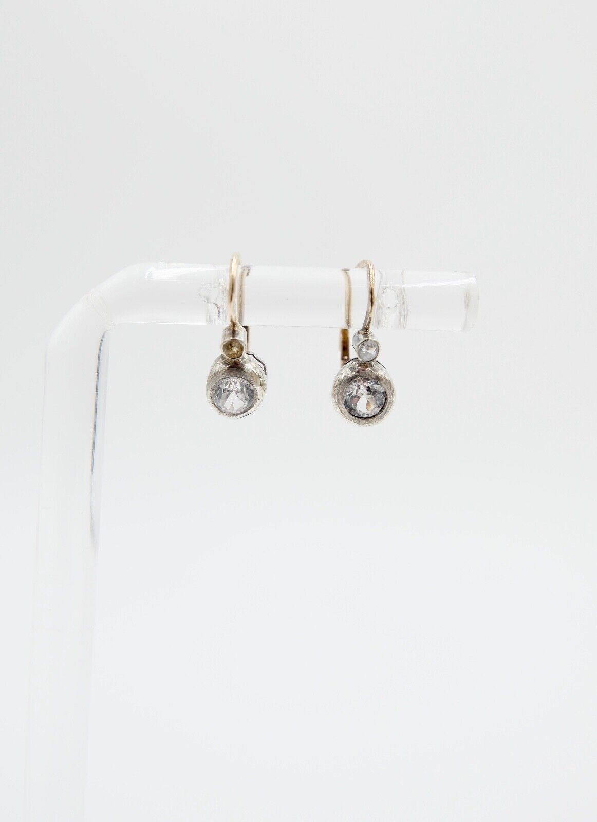 1872-1922 Ohrringe Ohrhänger 580 Gold & platinierte Oberfläche weiße Topas - Antikhandel-Stuttgart