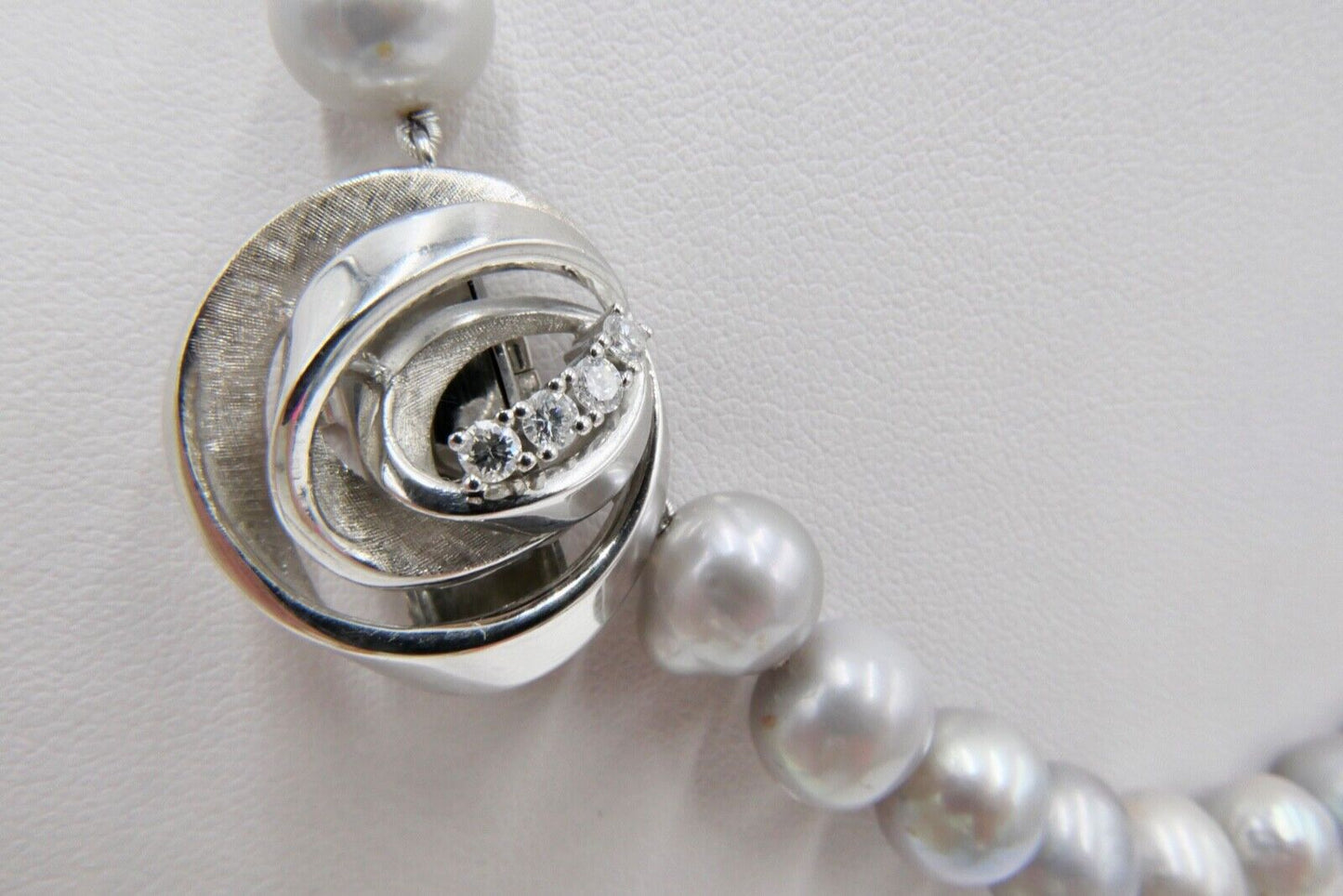 TAHITI Perlenkette Collier Grau mit Brillanten 43 cm Weißgold 585 Perlen Ø 8,8mm - Antikhandel-Stuttgart