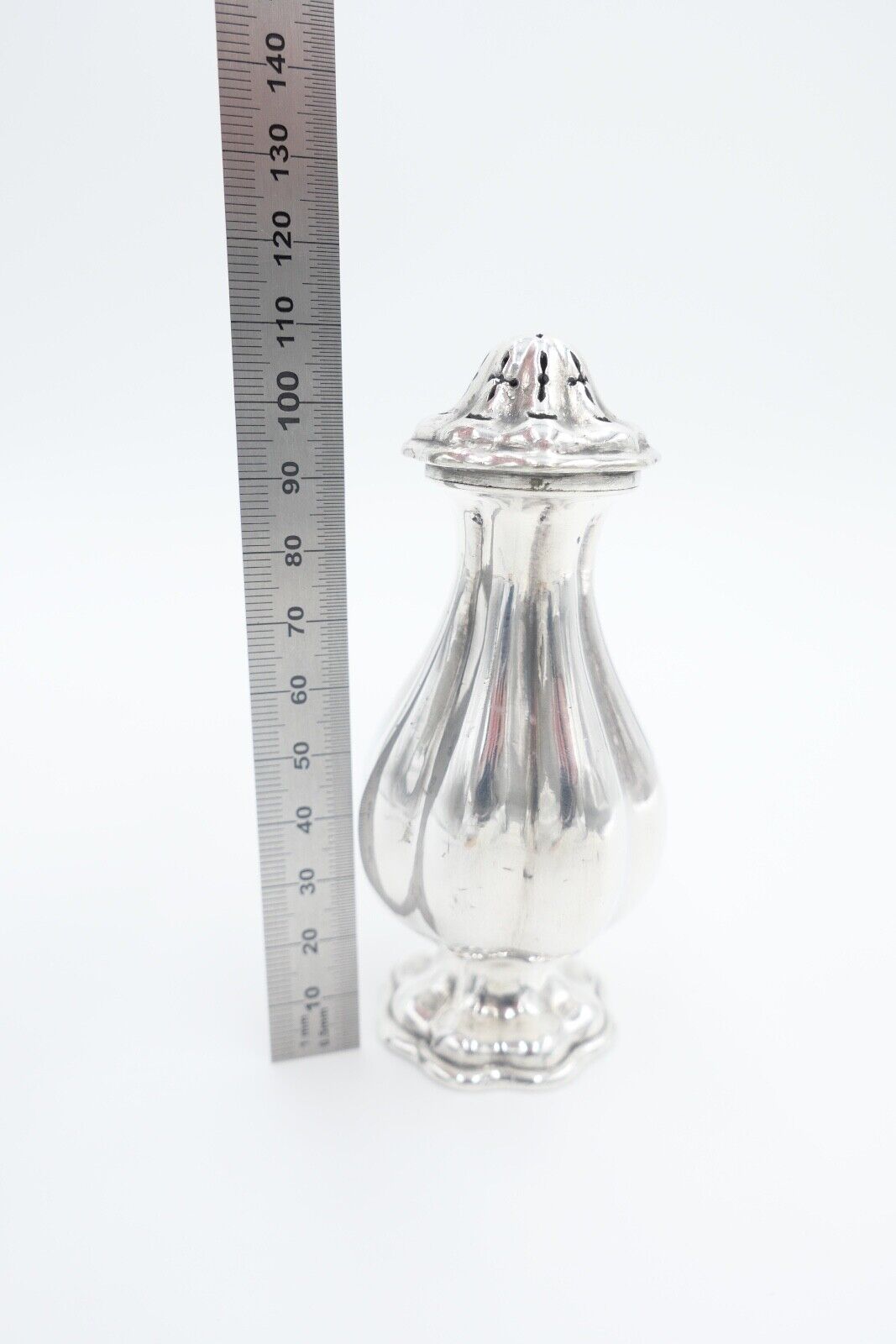 BMF / Berndorf 1870 - 1880 Alpacca Silber Salzstreuer Pfefferstreuer - Antikhandel-Stuttgart