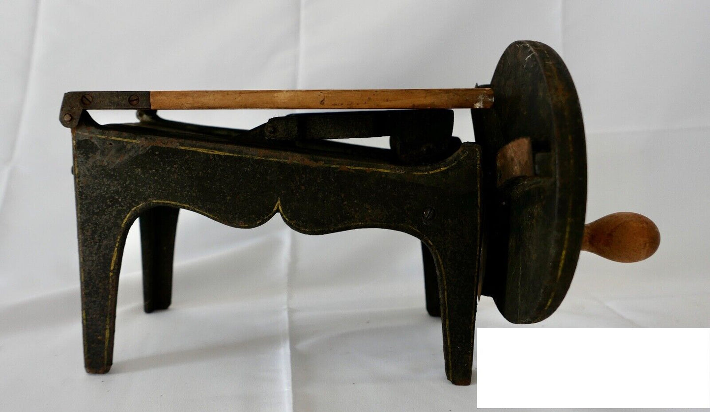 Alte massive TABACK NUDELMASCHINE Gusseisen Schneidemaschine um 1880-1900 - Antikhandel-Stuttgart