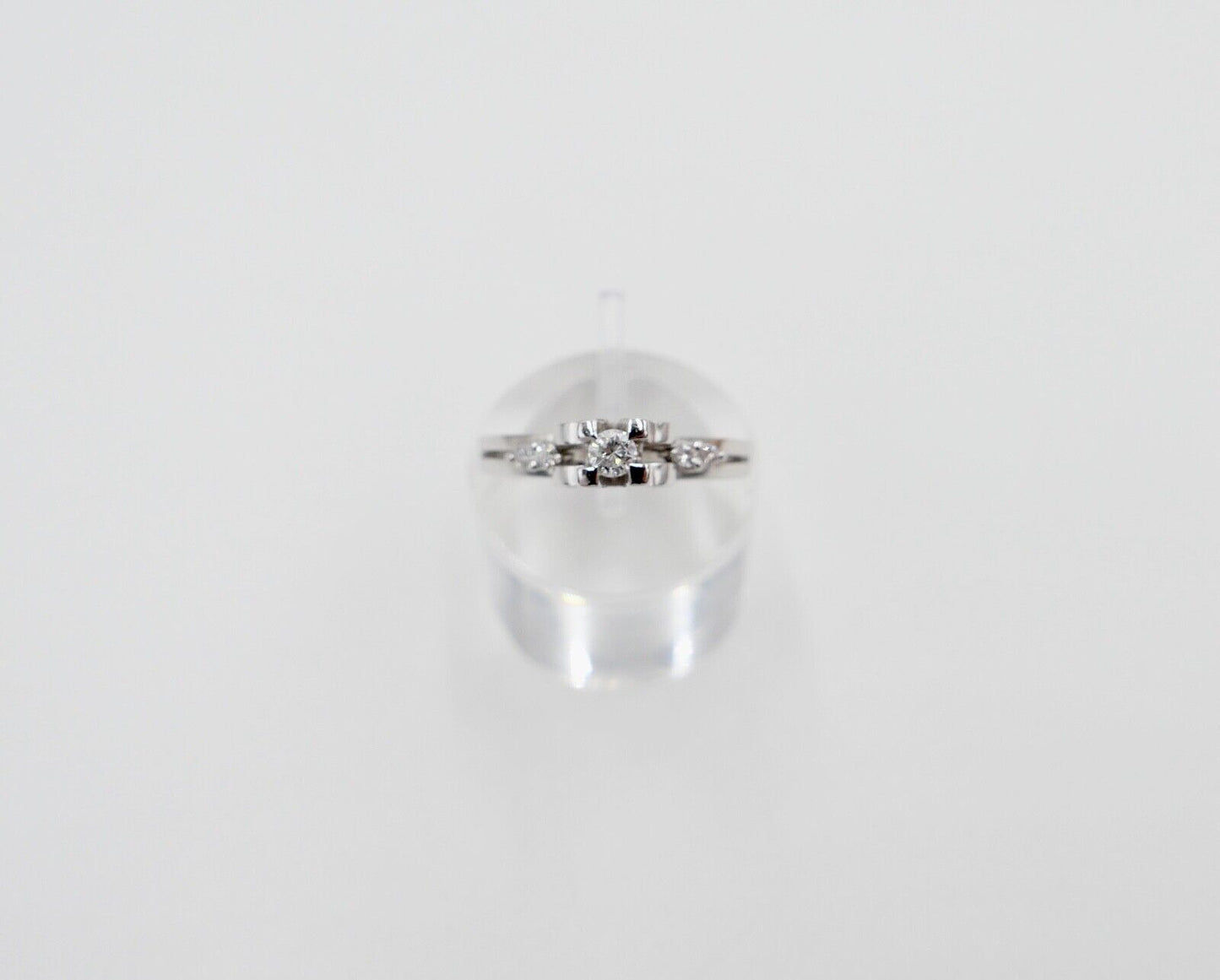 Weiß Gold Ring 585 14K mit 5 Brillanten Diamanten 0,18 Ct Gr. 57 Diamant VVS TW - Antikhandel-Stuttgart