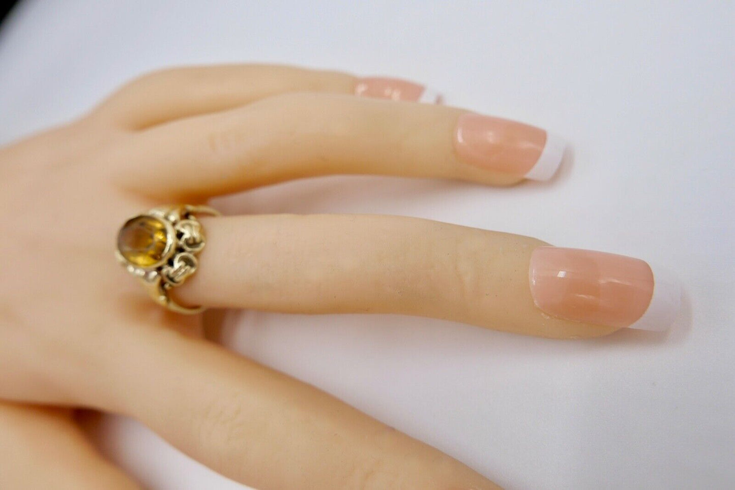 20er 30er Jahre Ring Gelbgold Gold 333 / 8K Gr. 53 synth. Spinell - Antikhandel-Stuttgart