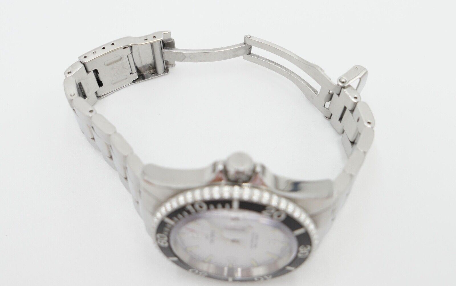 DELMA Santiago Automatik Ref. 41701.560.6.014 Edelstahl Herrenuhr Ø 42 mm - Antikhandel-Stuttgart