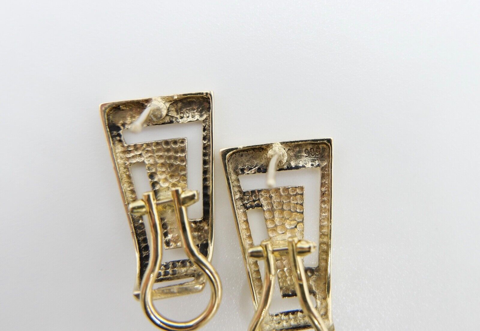 80er Jahre Ohrringe Creolen Gold 750 / 18K Omegaverschluss - Antikhandel-Stuttgart