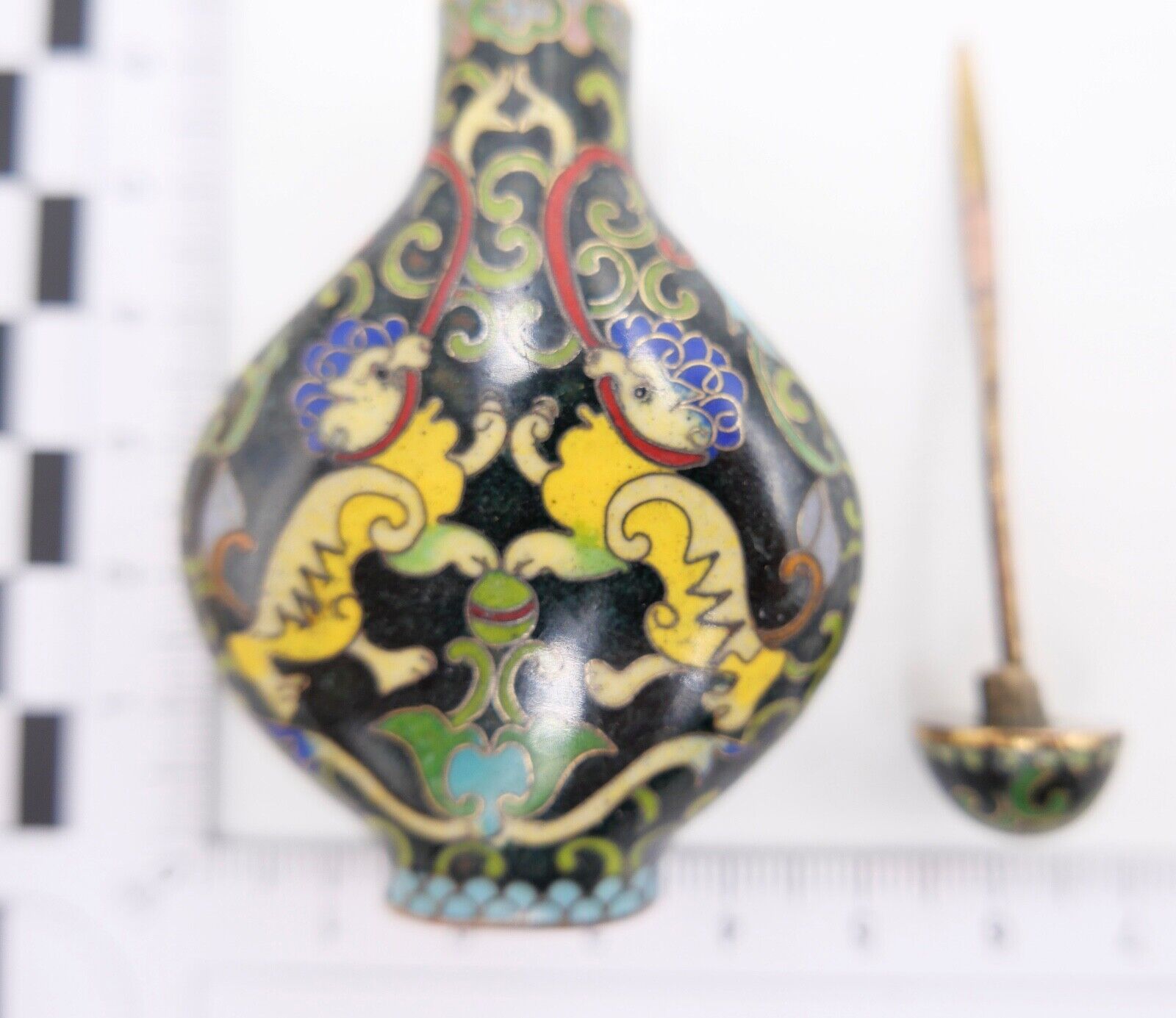 Alte Schnupftabakflasche Cloisonné Bronze CHINA Drachenmotive - Antikhandel-Stuttgart