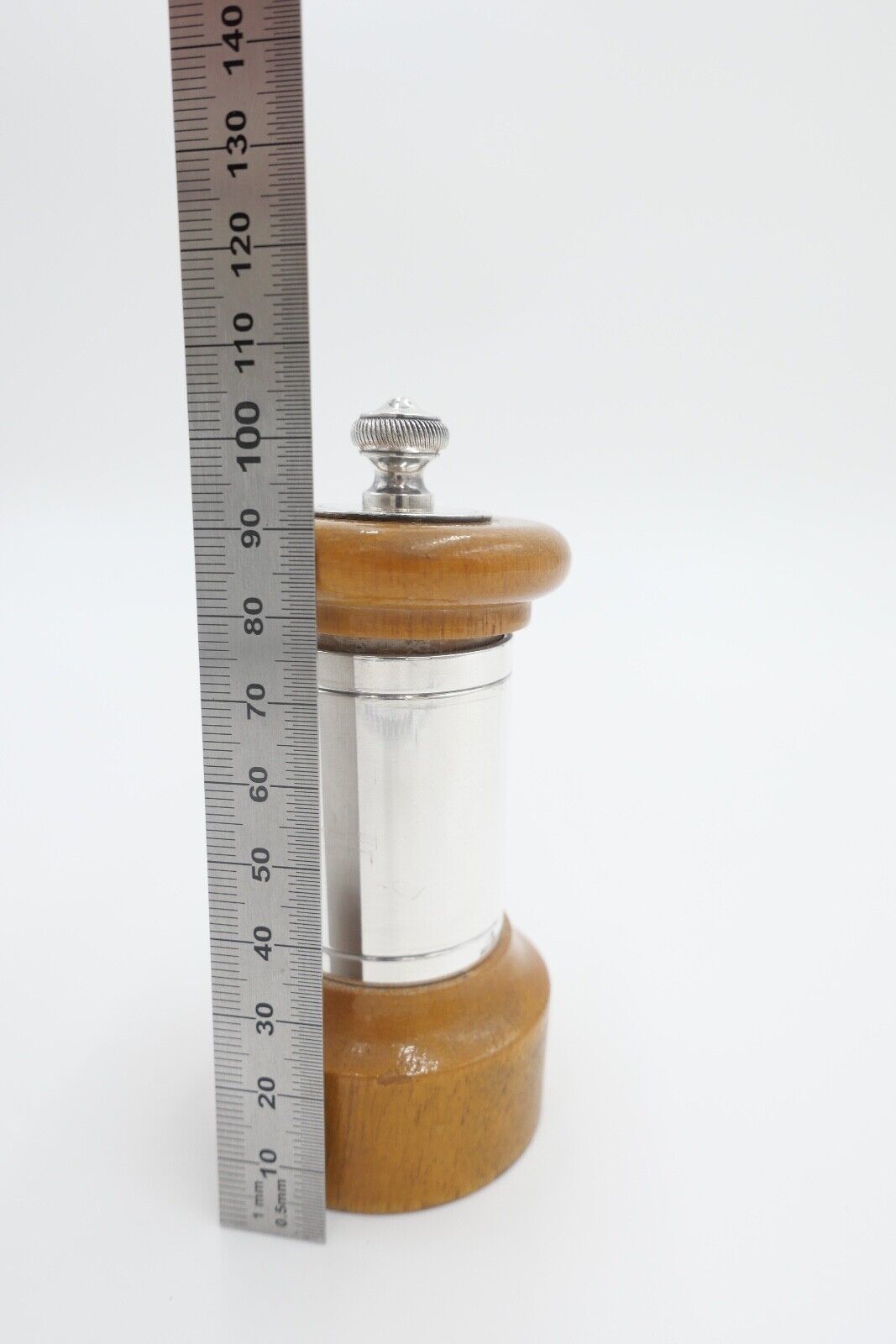 60er Jahre Christofle Pfeffermühle Frankreich versilbert Holz - Antikhandel-Stuttgart