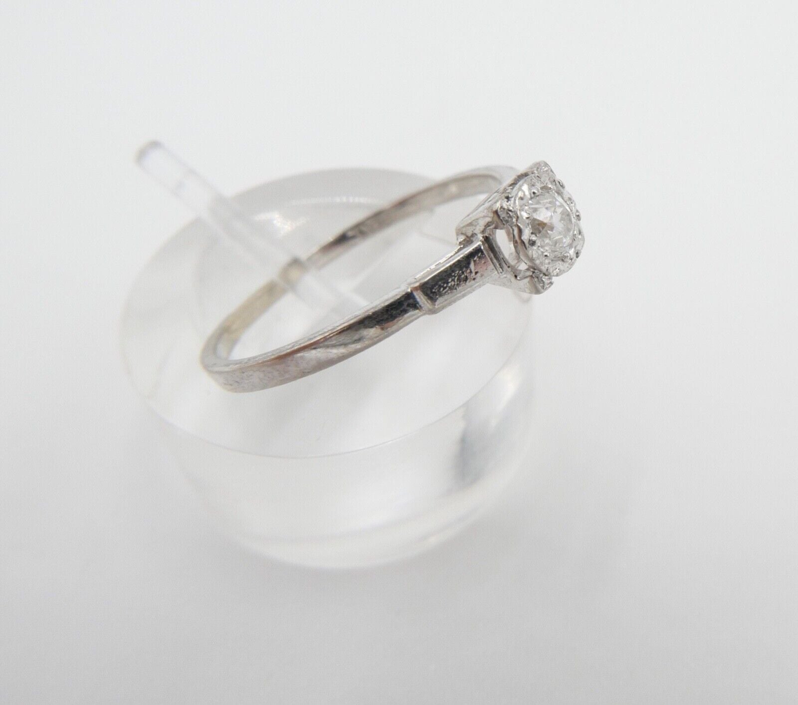 Solitär Weißgold Ring 750 18K mit 1 Diamant im Altschliff 0,16 Ct Gr.56-57 - Antikhandel-Stuttgart