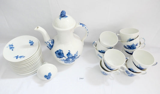 29 Tlg ROYAL COPENHAGEN " Blaue Blume " Mokka Service Porzellan Teller Tassen