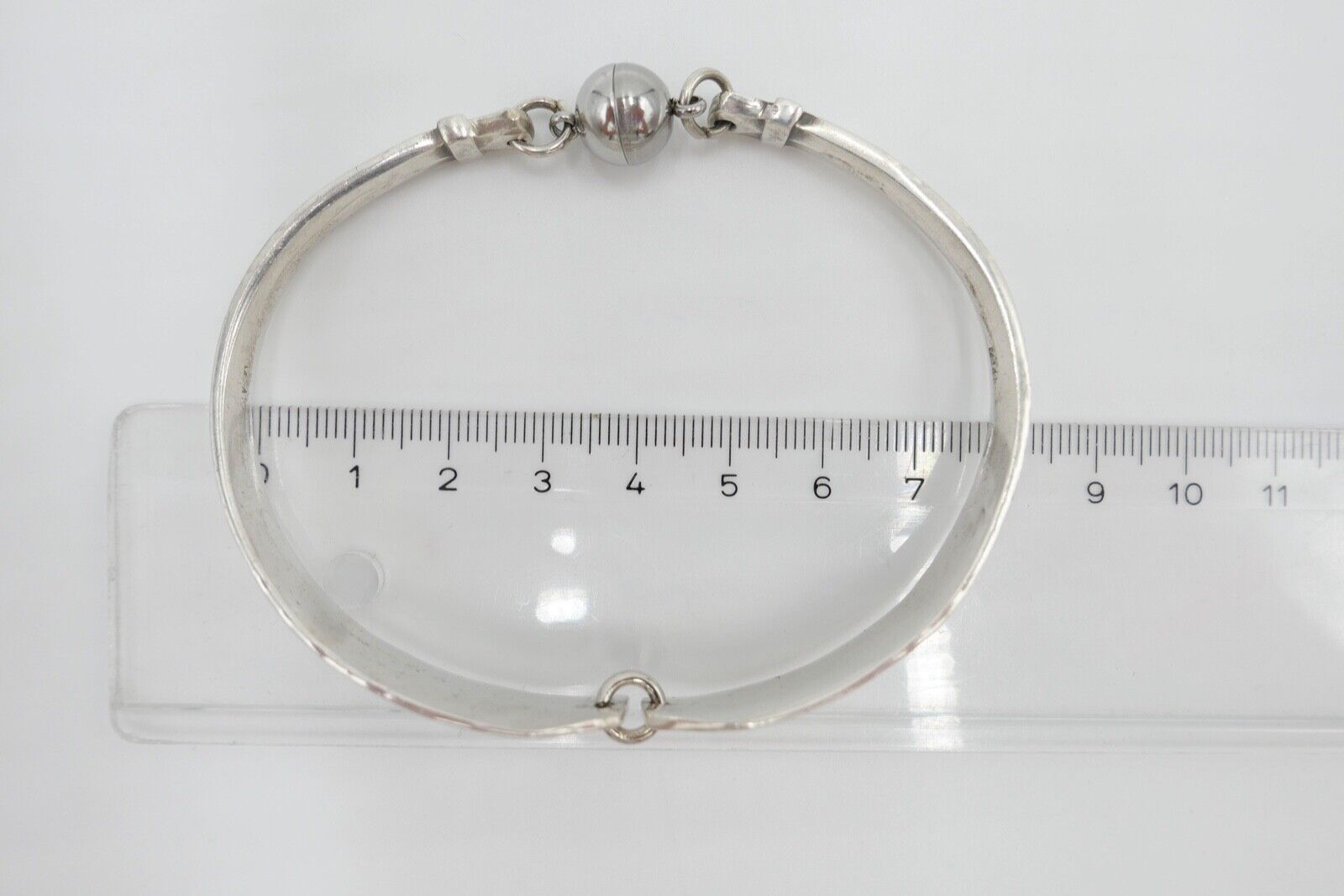 80er Jahre Silber 900 Armband gehämmert Magnetverschluss V.S.F - Antikhandel-Stuttgart