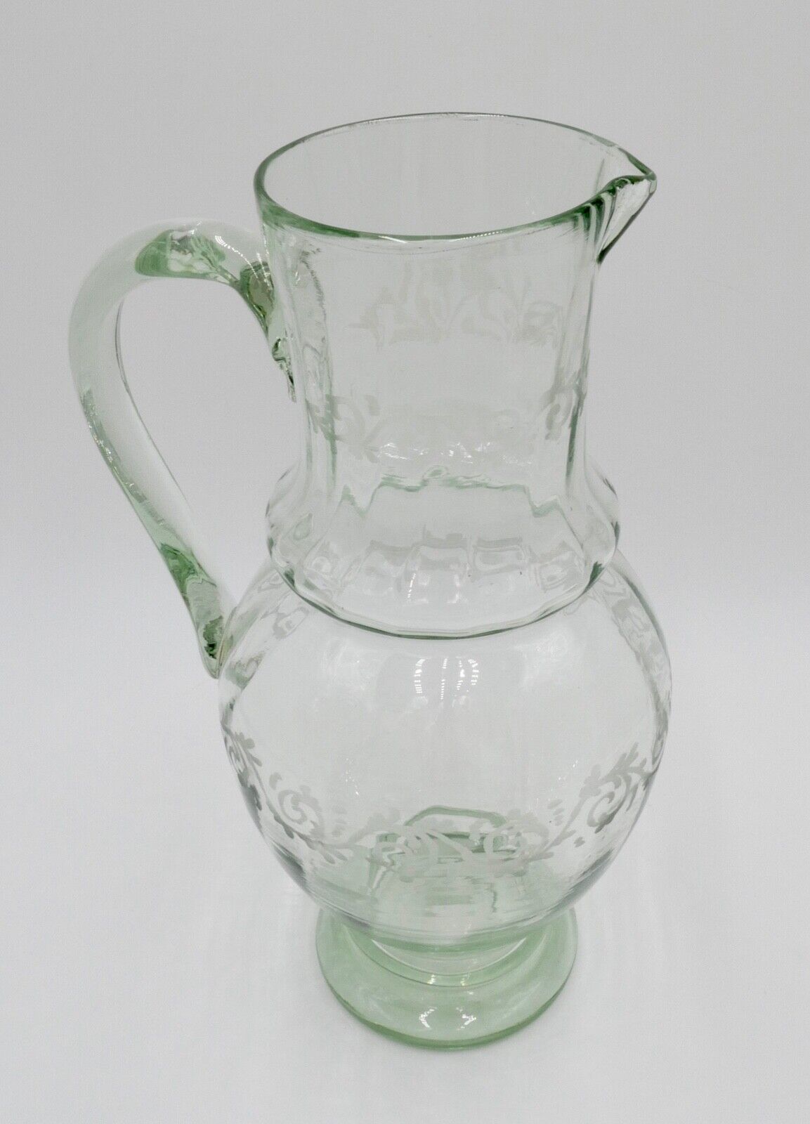 antik Ende 18. / Anfang 19. Jhd grünstichiges Glas Set Becher Henkelkaraffe - Antikhandel-Stuttgart