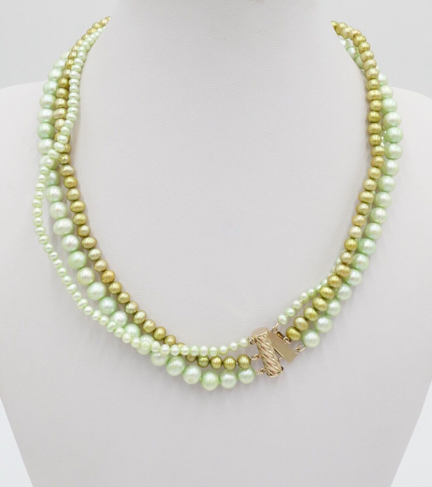 70er Jahre Perlenkette Collier Zuchtperlen grün 46 cm Gold 585 / 14K Ø 7 - 3 mm - Antikhandel-Stuttgart