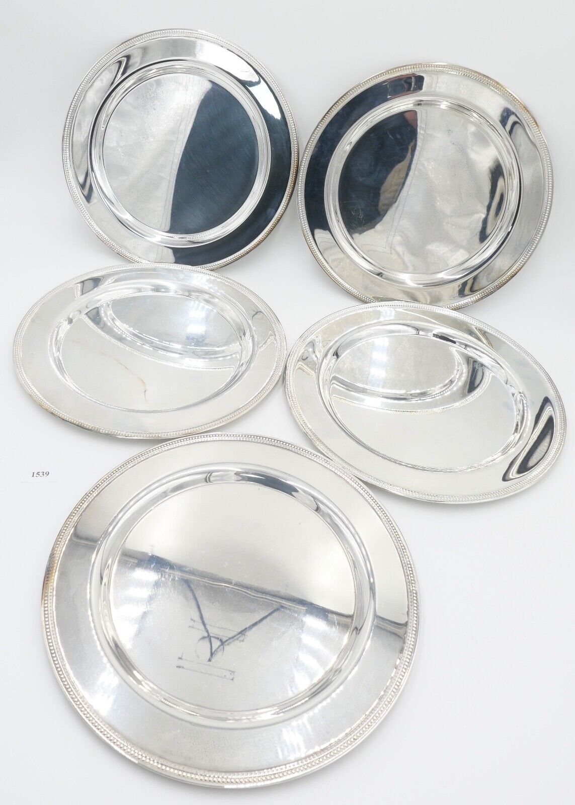 NEUwertig 5 Stück ONEIDA USA Servierplatte Platte Teller versilbert Perlenrand - Antikhandel-Stuttgart