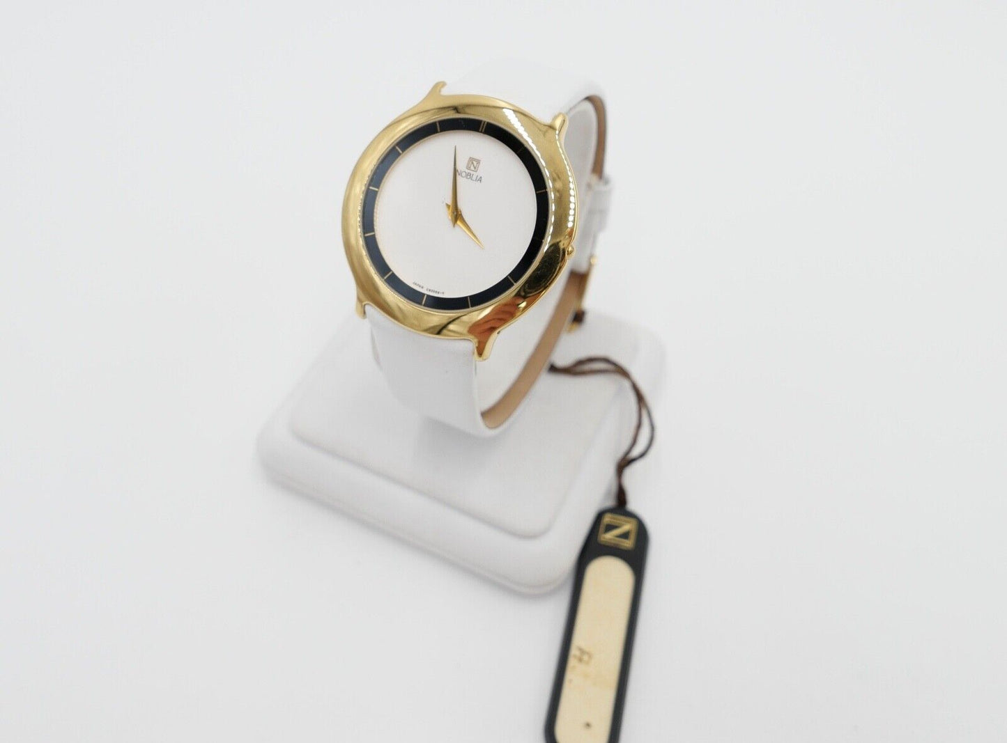 Elegante NOBLIA Damen Uhr NEU Box & Papiere Full Set QZ 512 / 3970 - Y59162SL - Antikhandel-Stuttgart