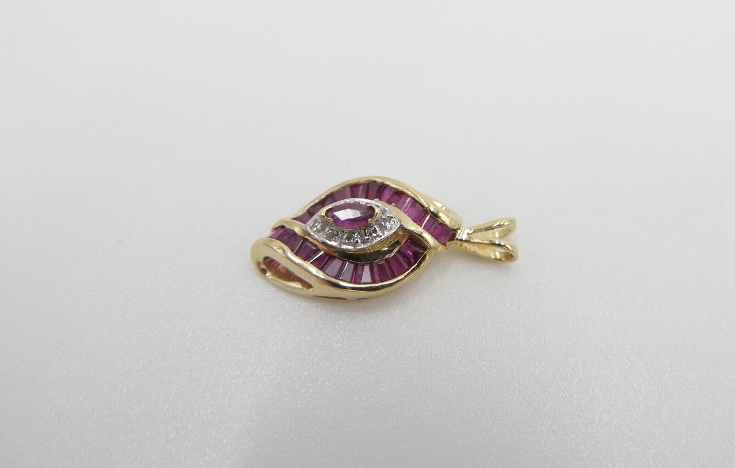 THL Samuel Aaron 10K GOLD Anhänger mit Rubinen und Diamanten - Antikhandel-Stuttgart