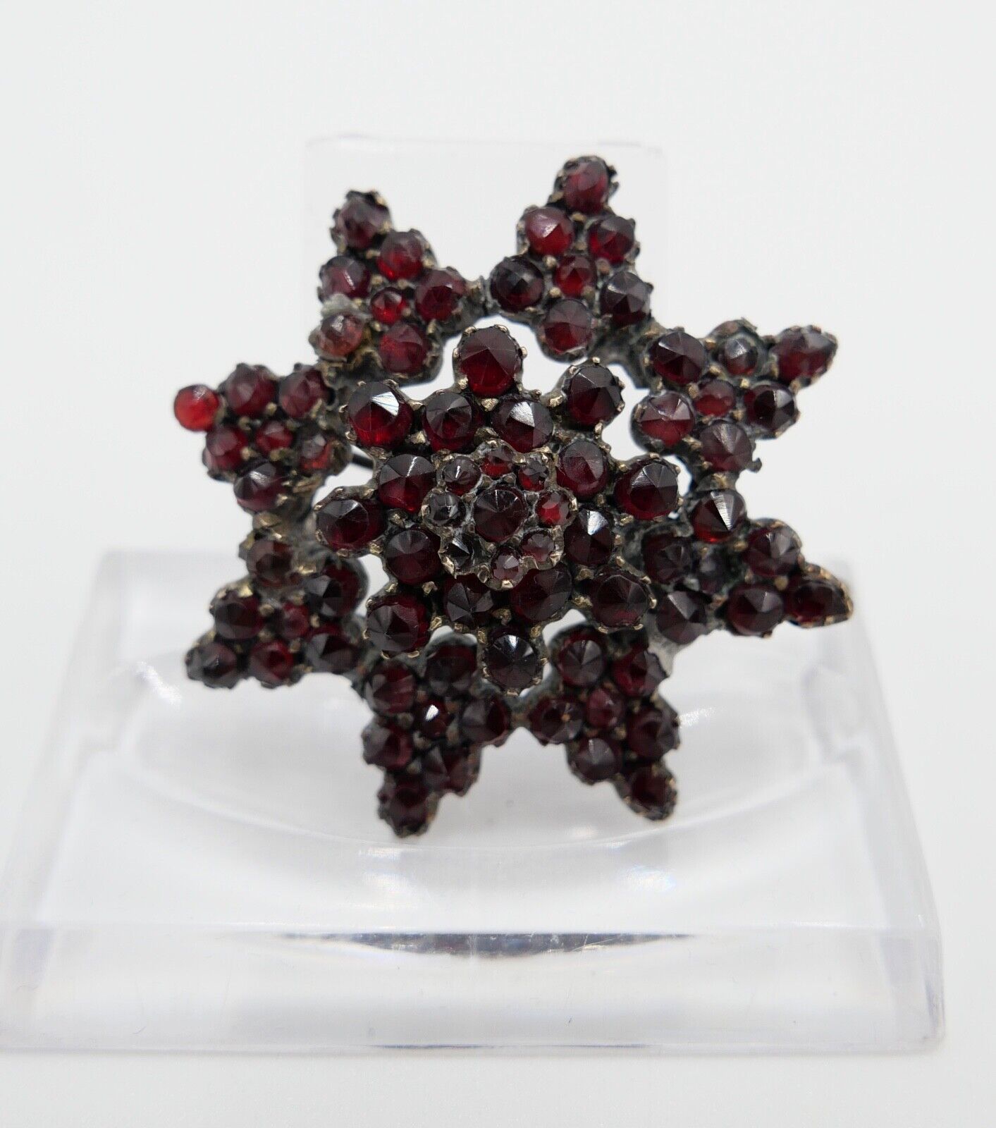 Antike Stern Granat Brosche um 1860 Tombak vergoldet Ø38mm Böhmischer Granat - Antikhandel-Stuttgart