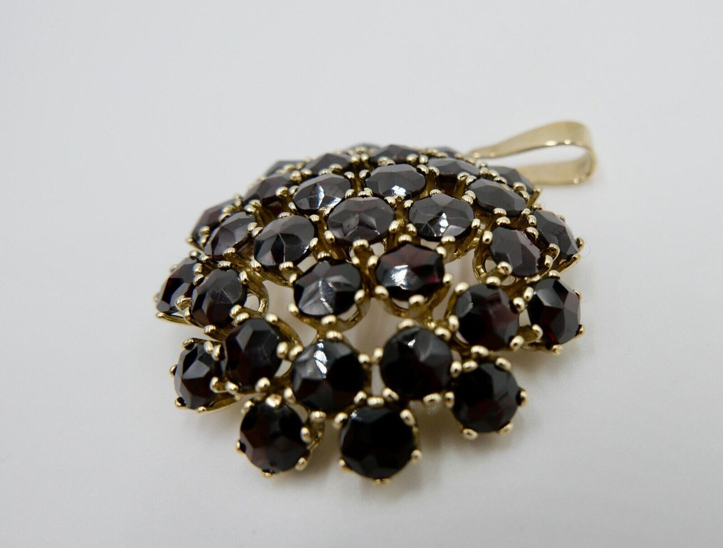 Massiver großer Granat Anhänger 333 / 8K Gold Ø 36mm 1980er Jahren - Antikhandel-Stuttgart