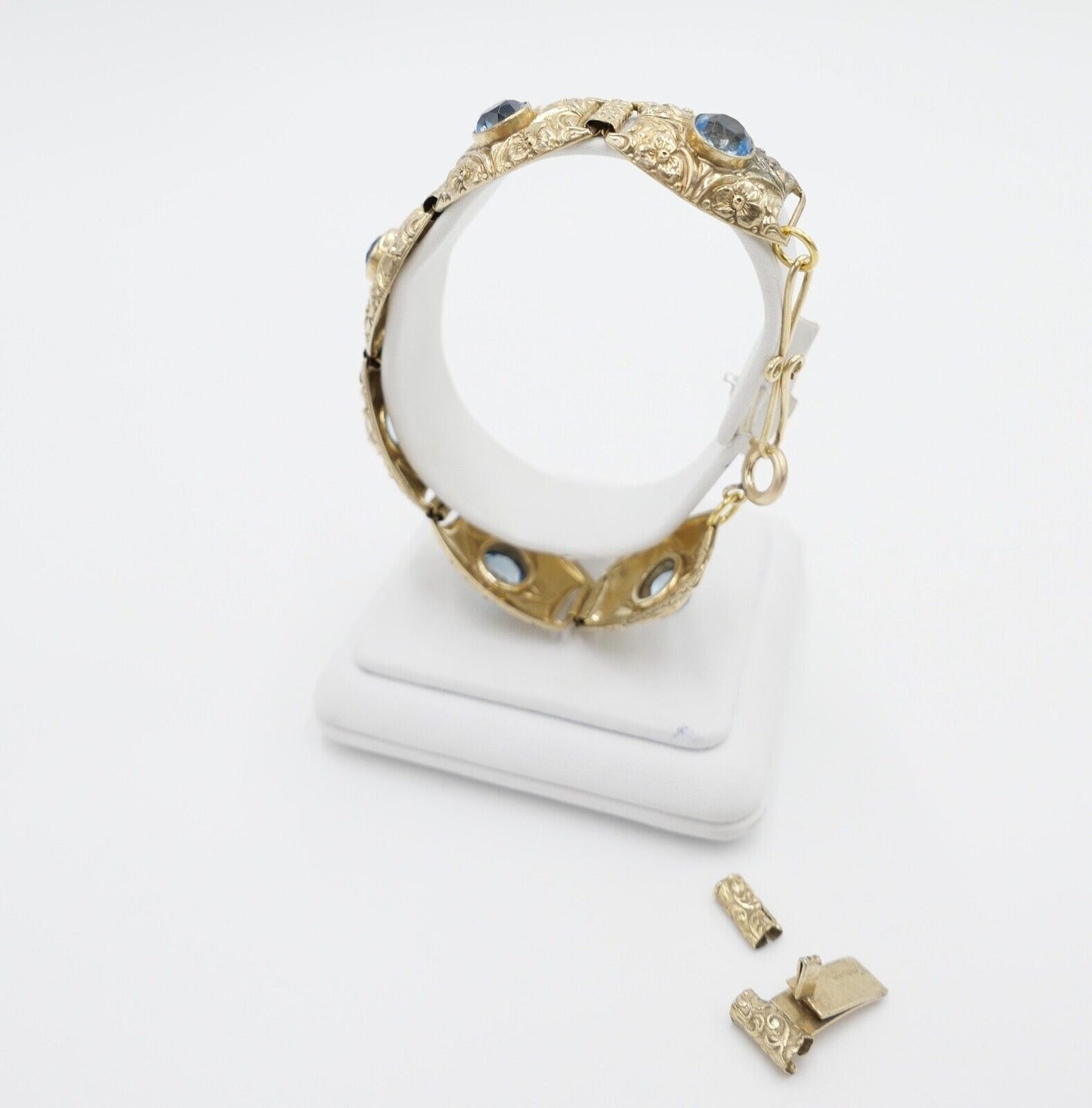 antik um 1900 JUGENDSTIL Armband vergoldet mit blauen Glassteinen floral - Antikhandel-Stuttgart