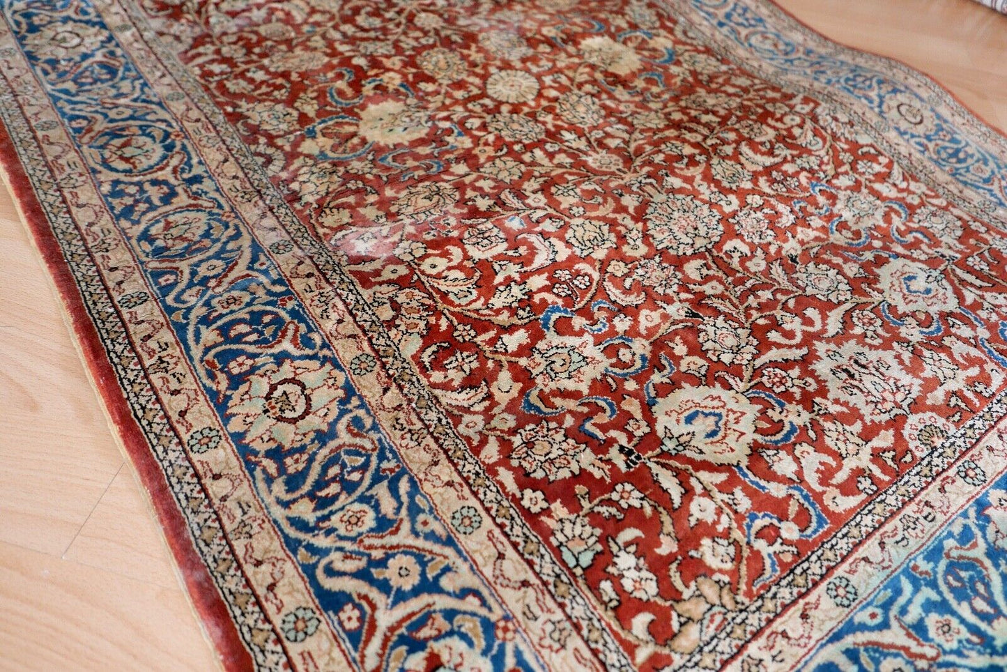 Orientteppich China Seide Handgeknüpft 132x78 cm ca. 8100000 Knoten / qm - Antikhandel-Stuttgart