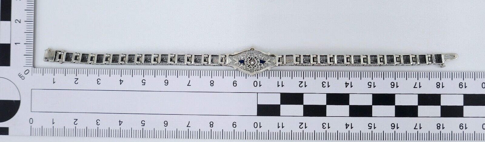 20er Floral Filigranes Damen Armband 10K Weißgold PHILADELPHIA Diamant & Saphir - Antikhandel-Stuttgart
