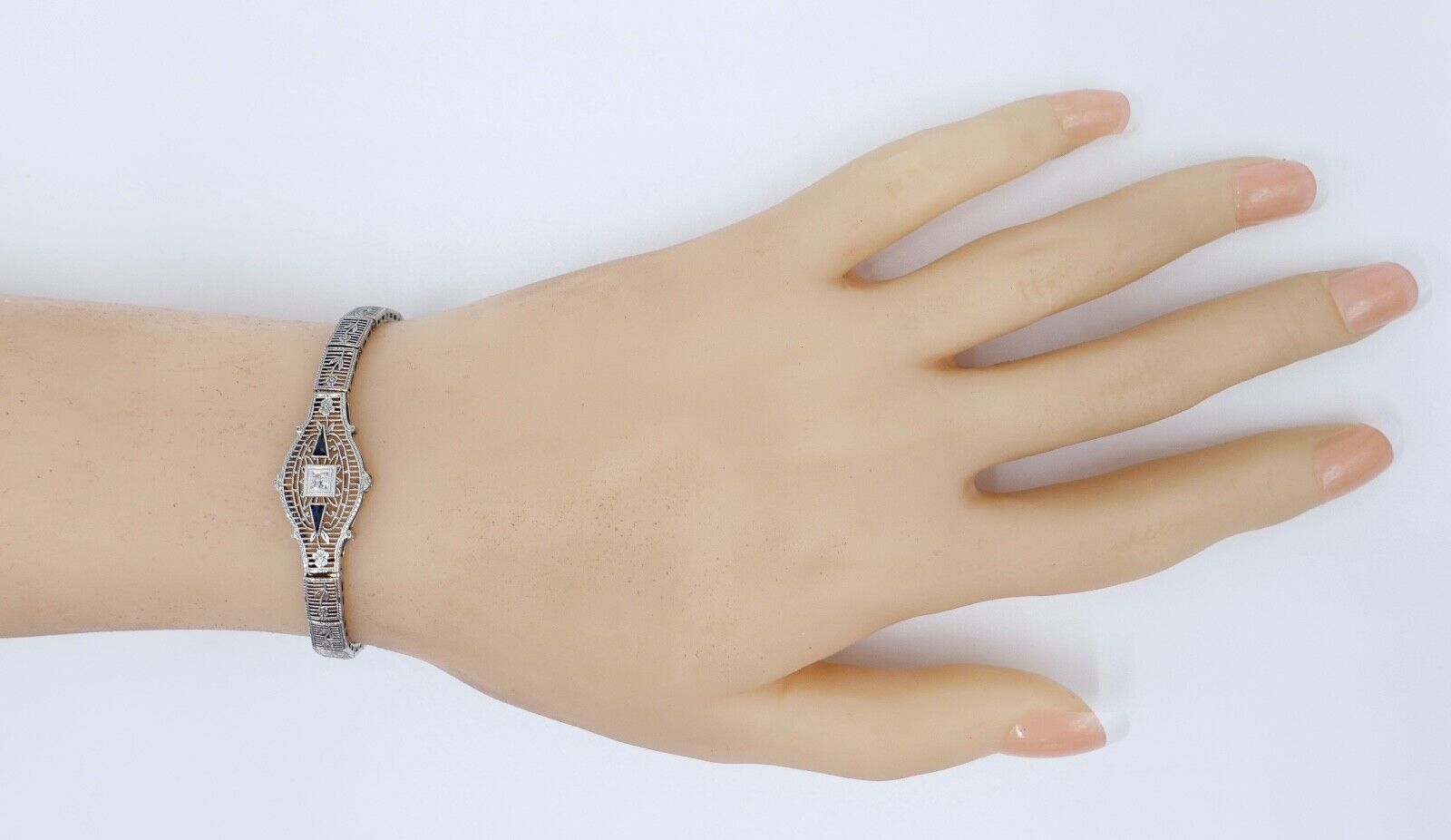 20er Floral Filigranes Damen Armband 10K Weißgold PHILADELPHIA Diamant & Saphir - Antikhandel-Stuttgart