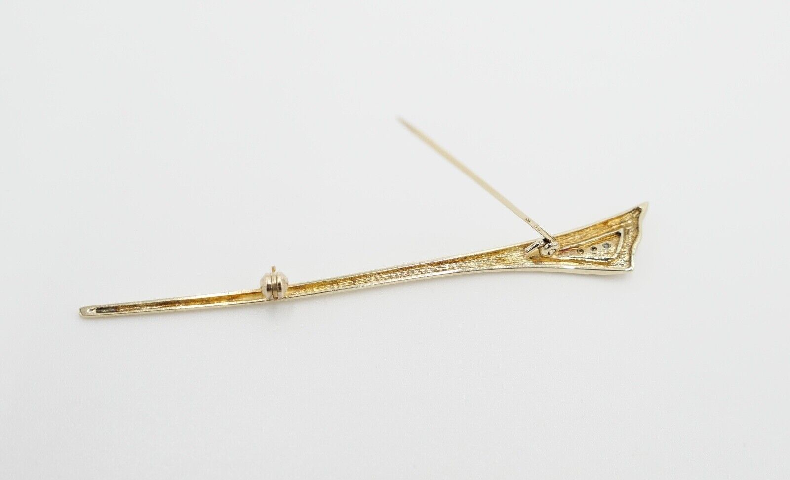 80er Jahre Brosche mit Zirkonia Gold 333 / 8K Stabbrosche - Antikhandel-Stuttgart