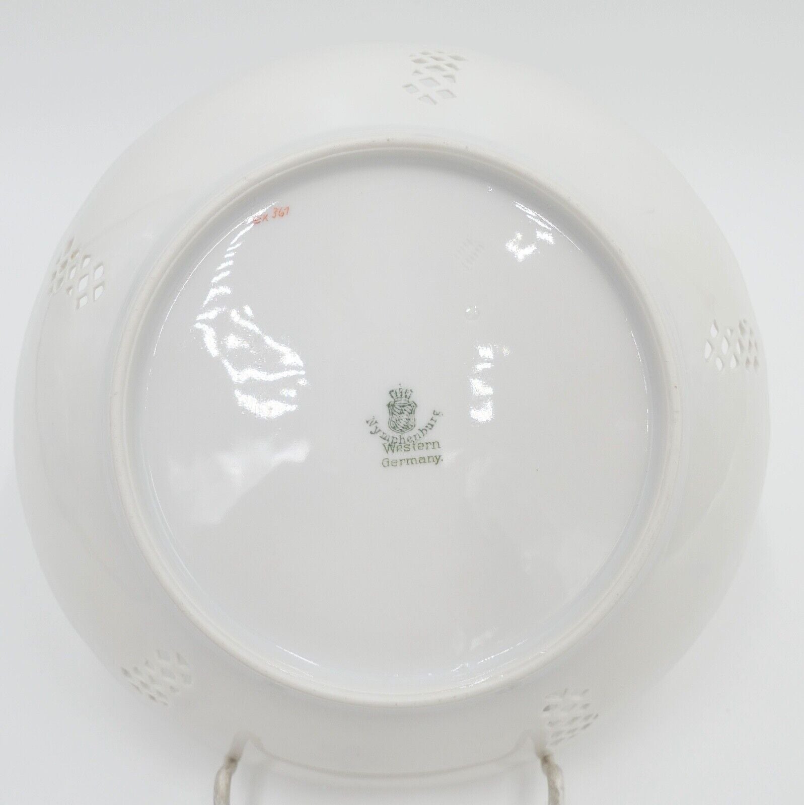 60er Jahre Nymphenburg WEST GERMANY Porzellan Teller Schale Blumenbuket Goldrand - Antikhandel-Stuttgart