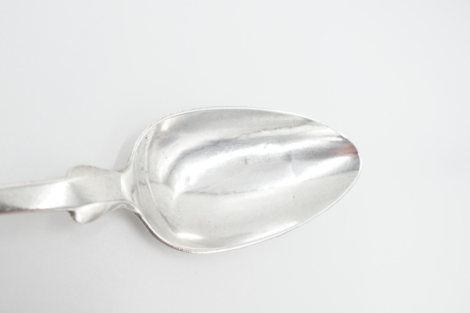 W.I.E.LLING Berlin 1854 - 1860 Tremolierstich Suppenlöffel 750 Silber 12 Lot - Antikhandel-Stuttgart