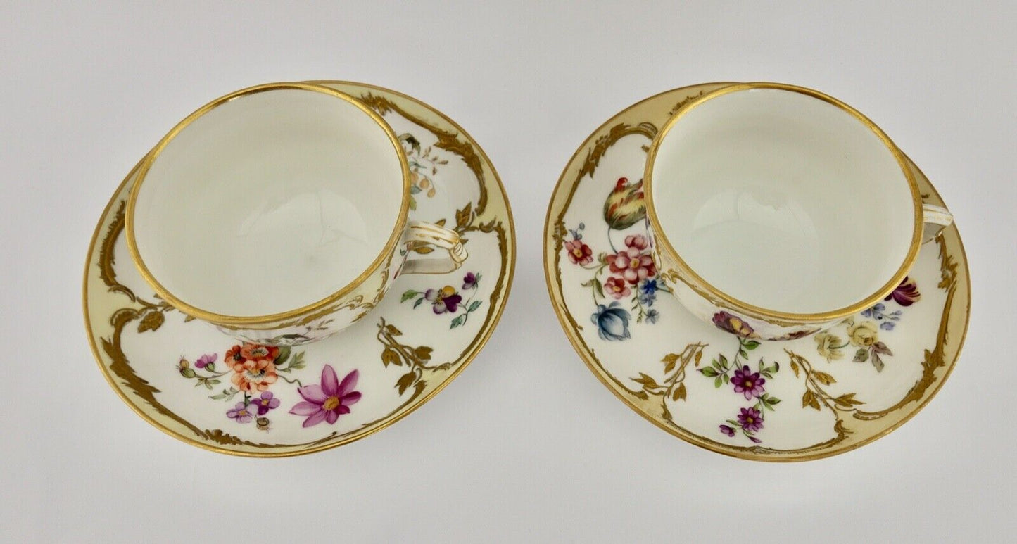 2 Stück antike KPM Sammeltassen Blumenmalerei Goldrand 1849 - 1870 - Antikhandel-Stuttgart