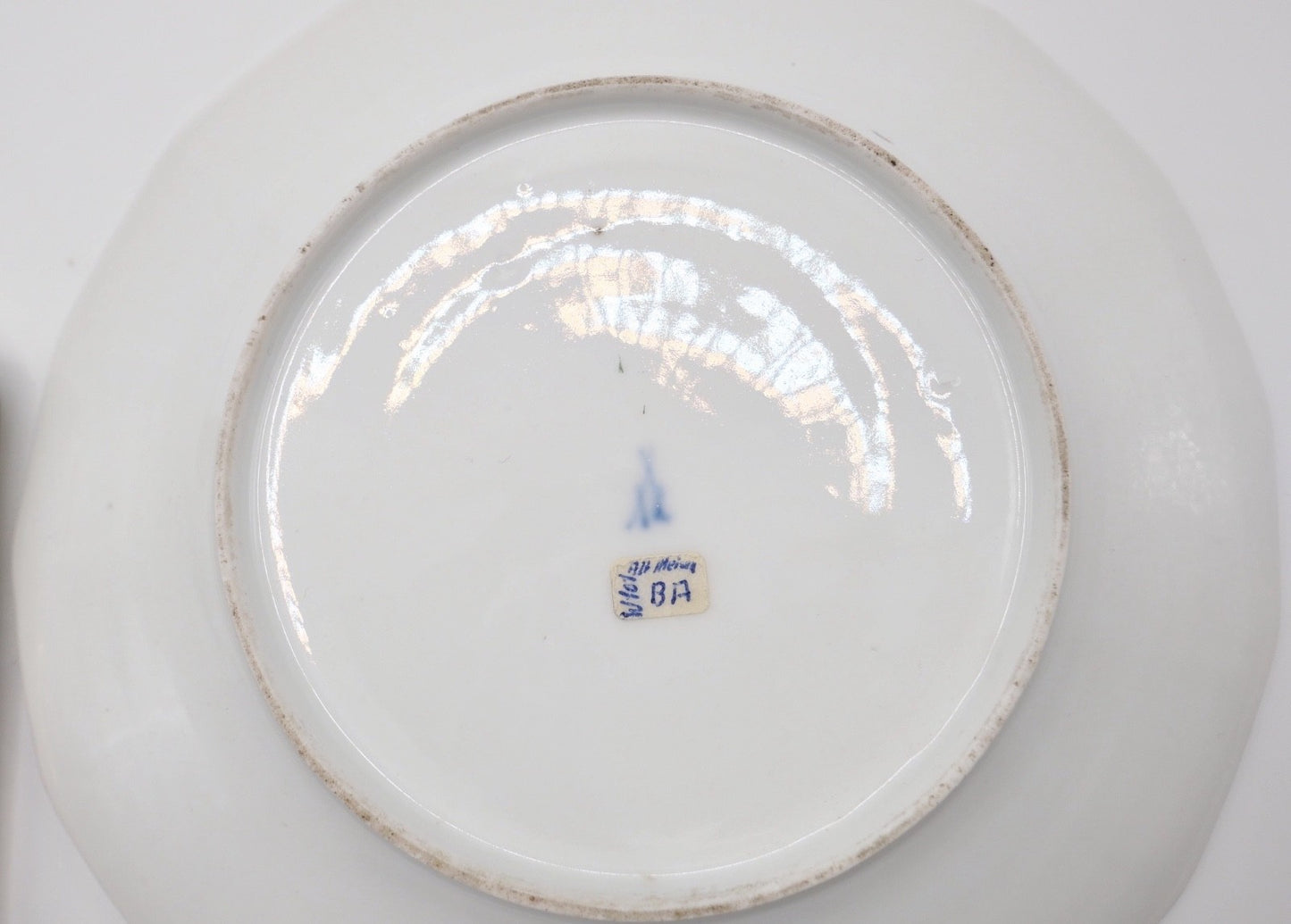 Antiker Meissen Teller 19 cm Weiß Goldrelief Schuppenmuster
