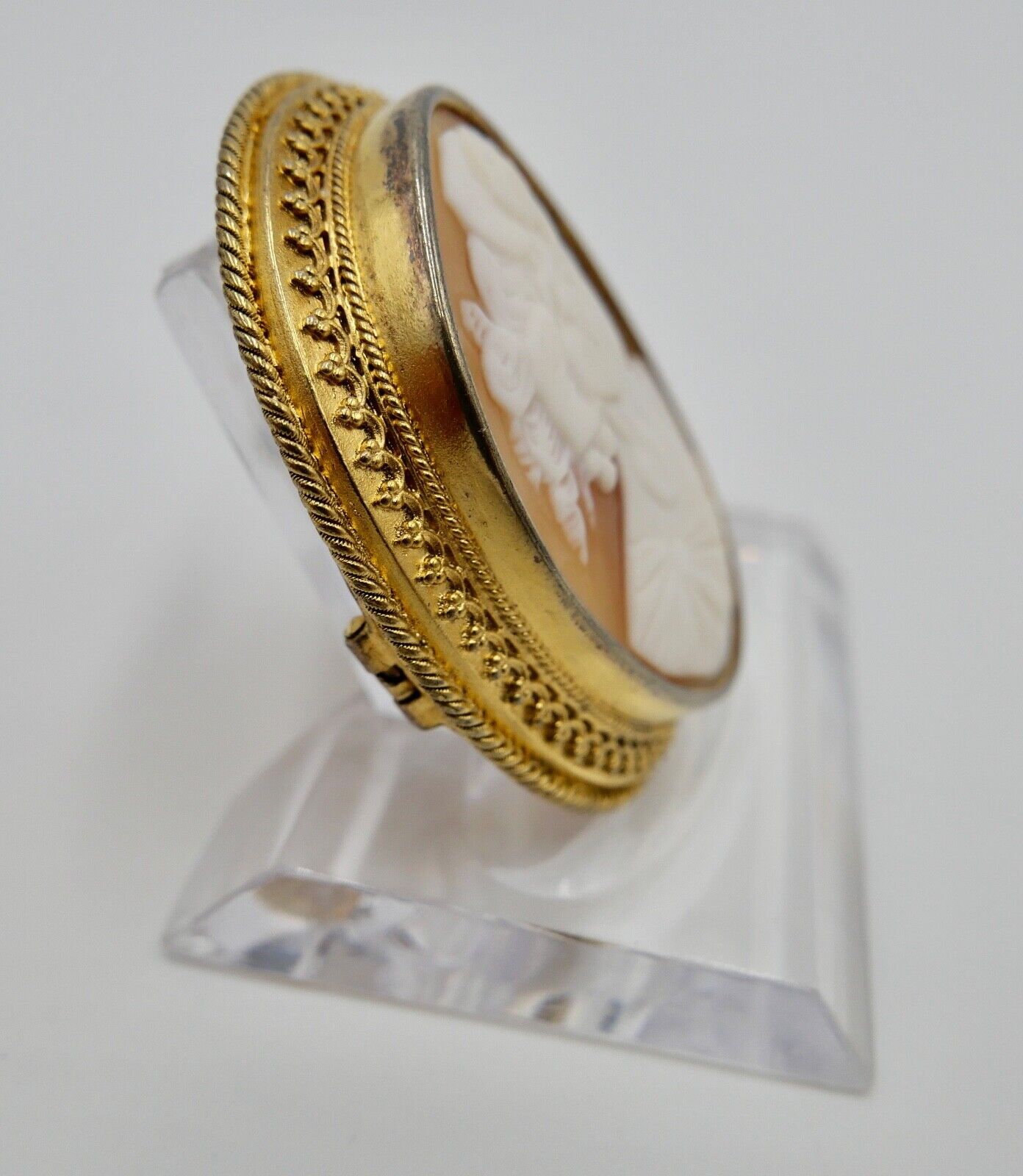 Antike Brosche Silber feuervergoldet 43 mm GEMME KAMEE 19. JH ziseliert - Antikhandel-Stuttgart