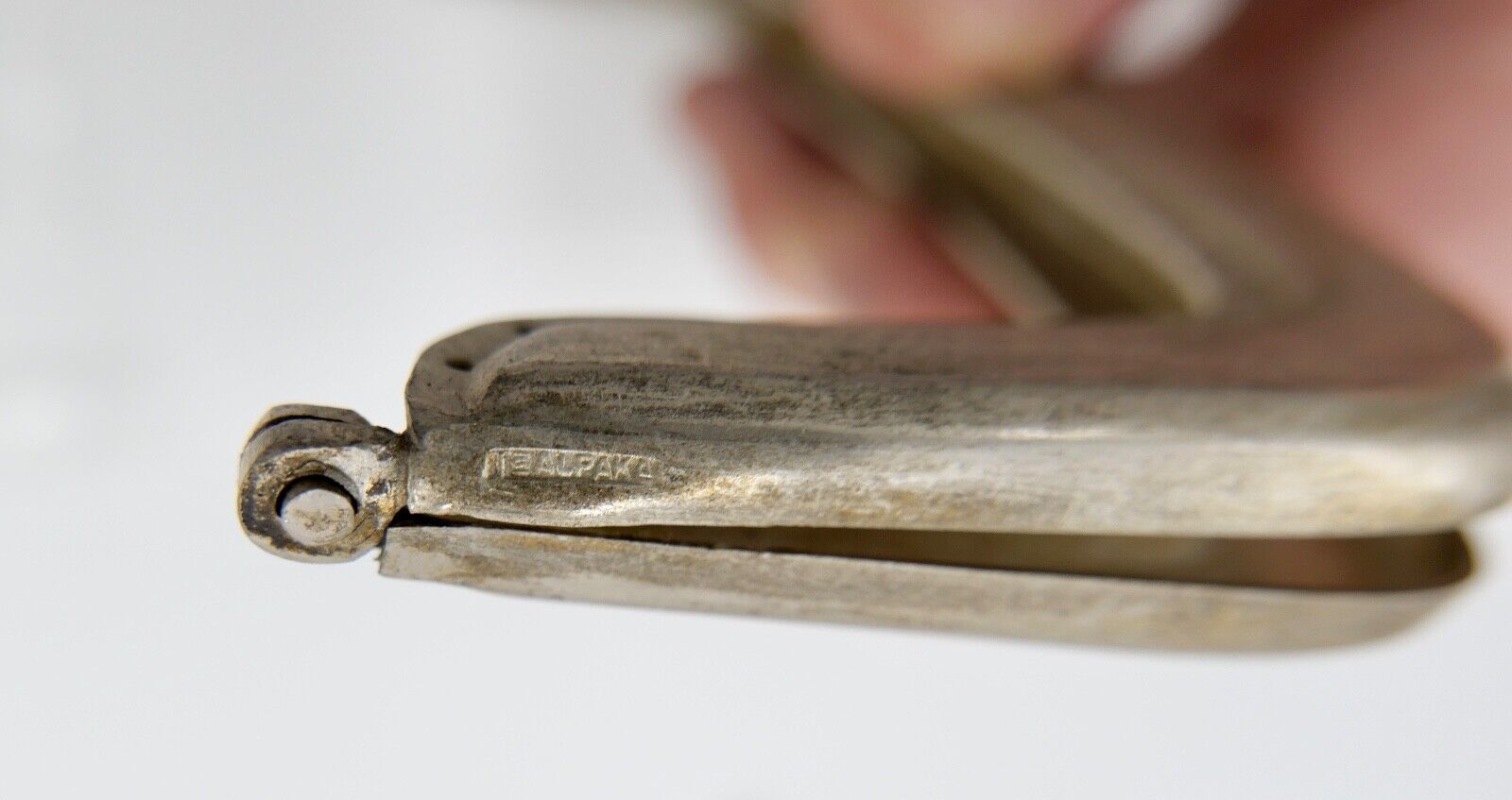 POSTEN alte Kettentasche Geldbeutel Geldbörse Täschchen Theaterasche NEU Alpacca - Antikhandel-Stuttgart