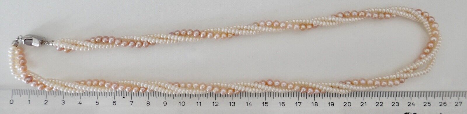 Perlenkette Collier 3-reihig Rosa Gold 585 / 14K pearl Ø 3,1 - 4,4 mm 54,0 cm - Antikhandel-Stuttgart