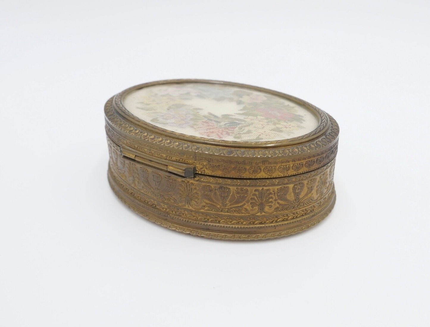 alte Messing Schatulle / Etui / Box Gobelin Stickerei für Schmuck etc. - Antikhandel-Stuttgart