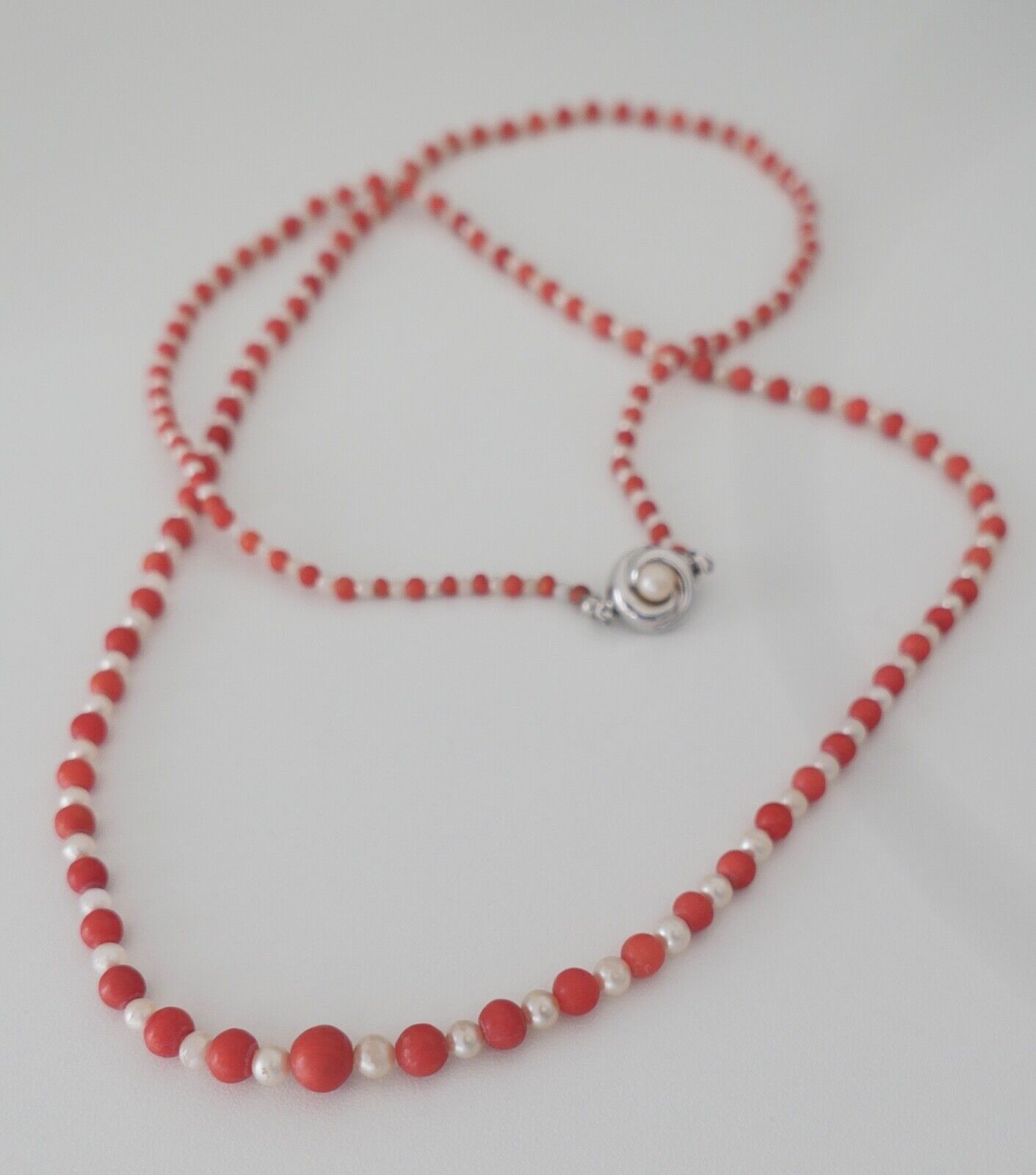 Seltene Korallen / Perlen Mix Kette coral pearl necklace 835 Ø 7,6mm Kugel 83cm - Antikhandel-Stuttgart